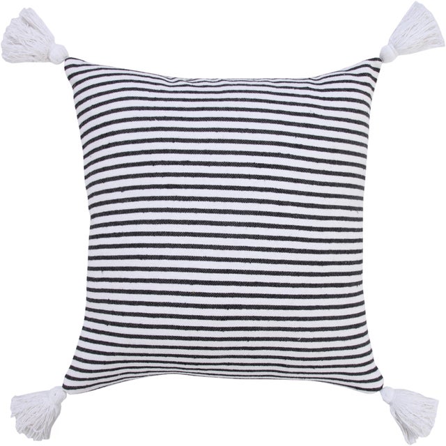 Suvii Home Gabriella Decorative Throw Pillow