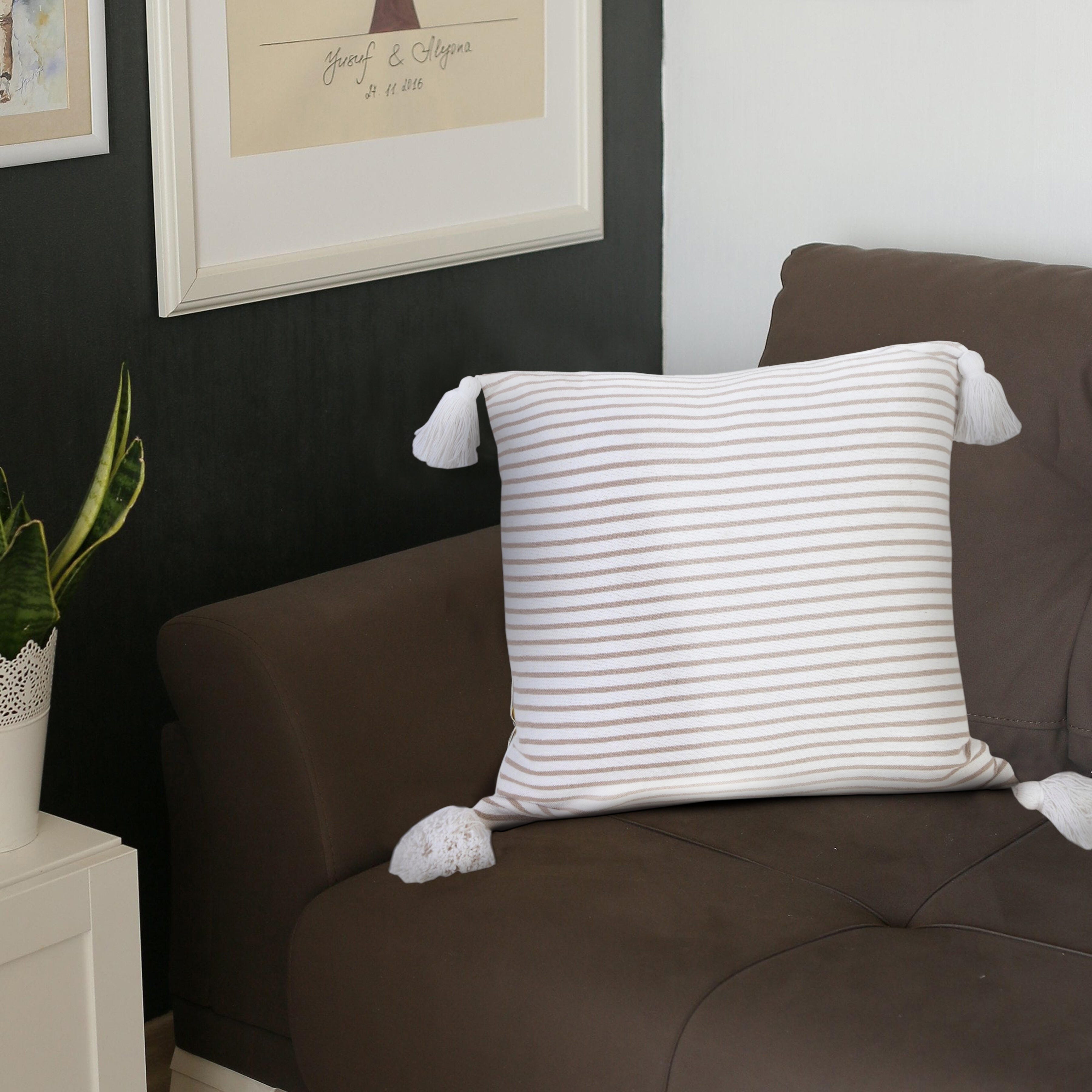 Suvii Home Gabriella Decorative Throw Pillow, Beige/White, rollover