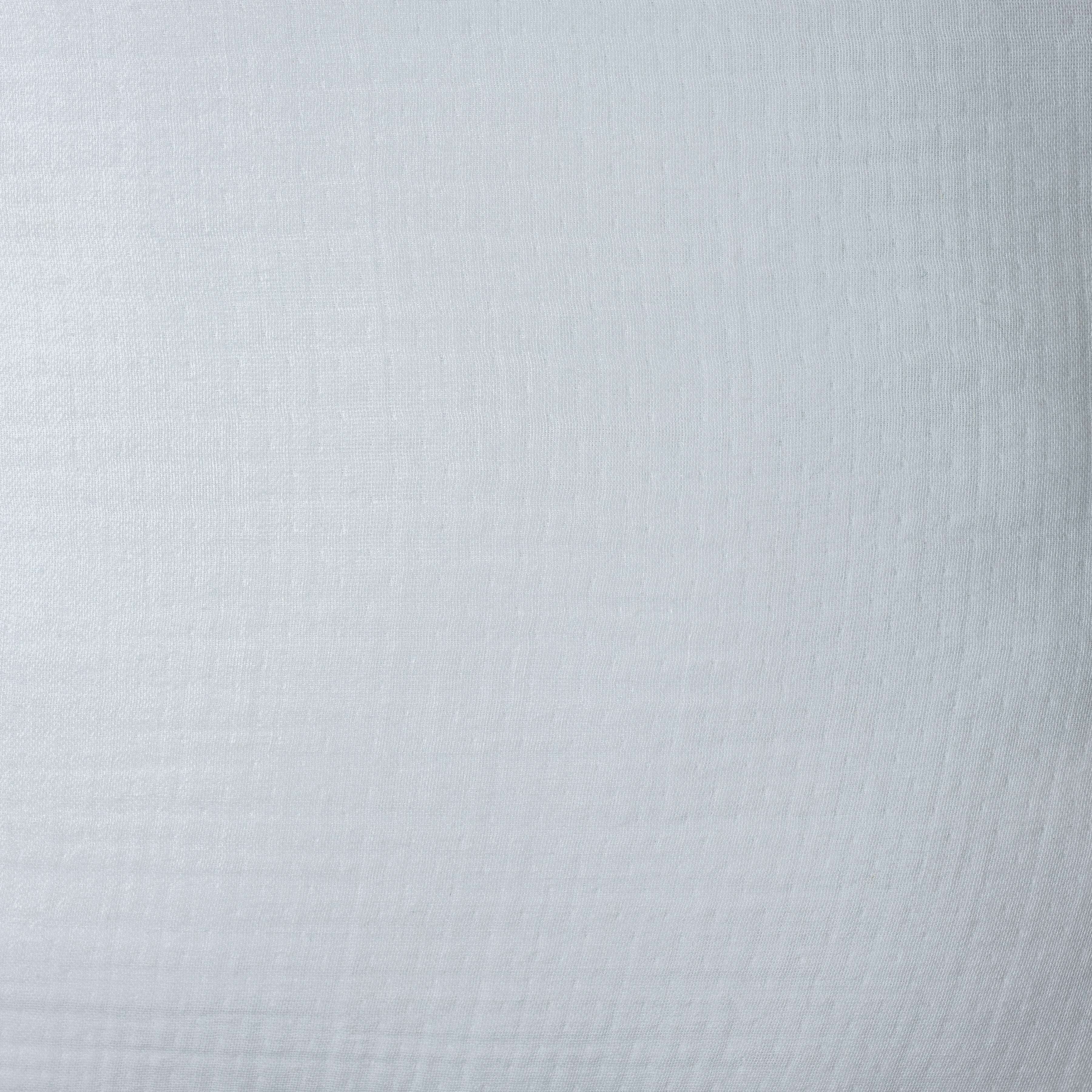 Swatch color White 