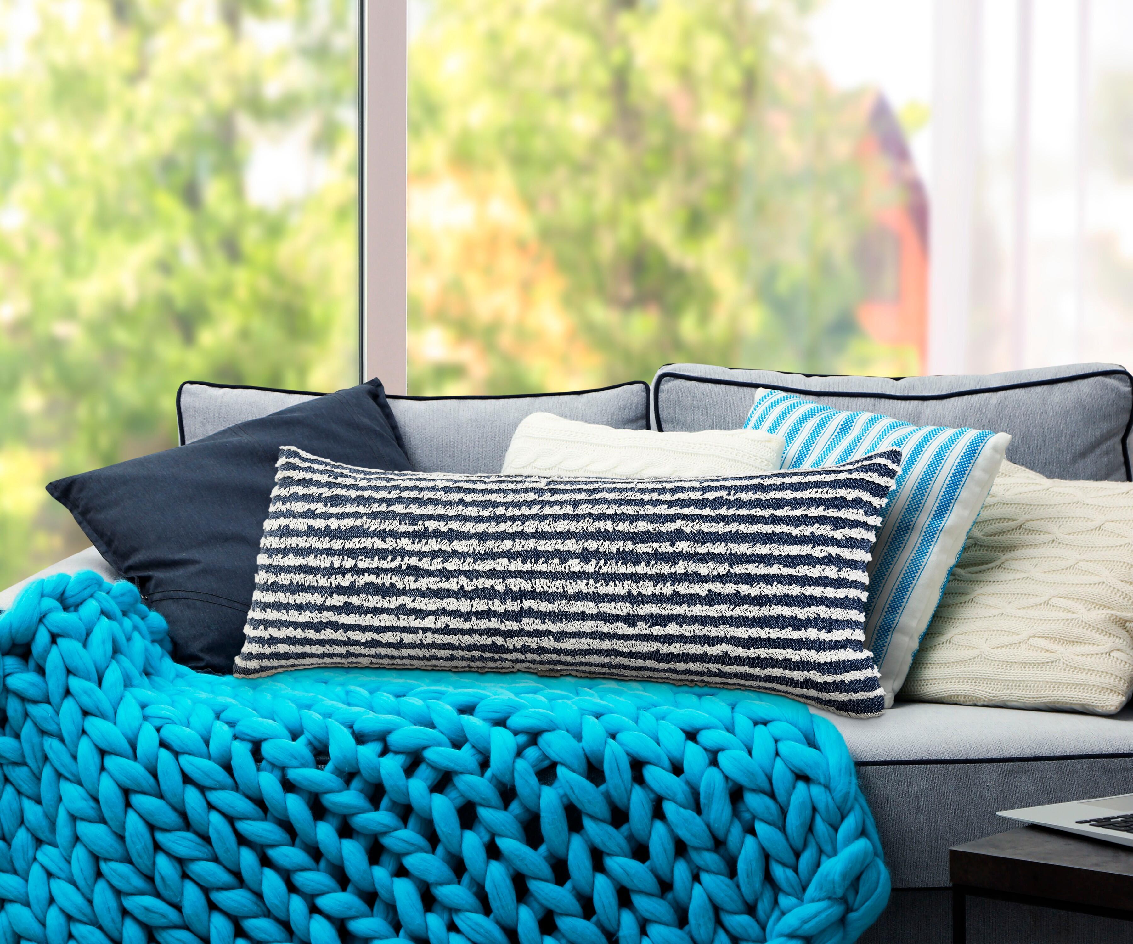 Suvii Home Yana Lumbar Decorative Throw Pillow, Ensign Blue/Cream, rollover