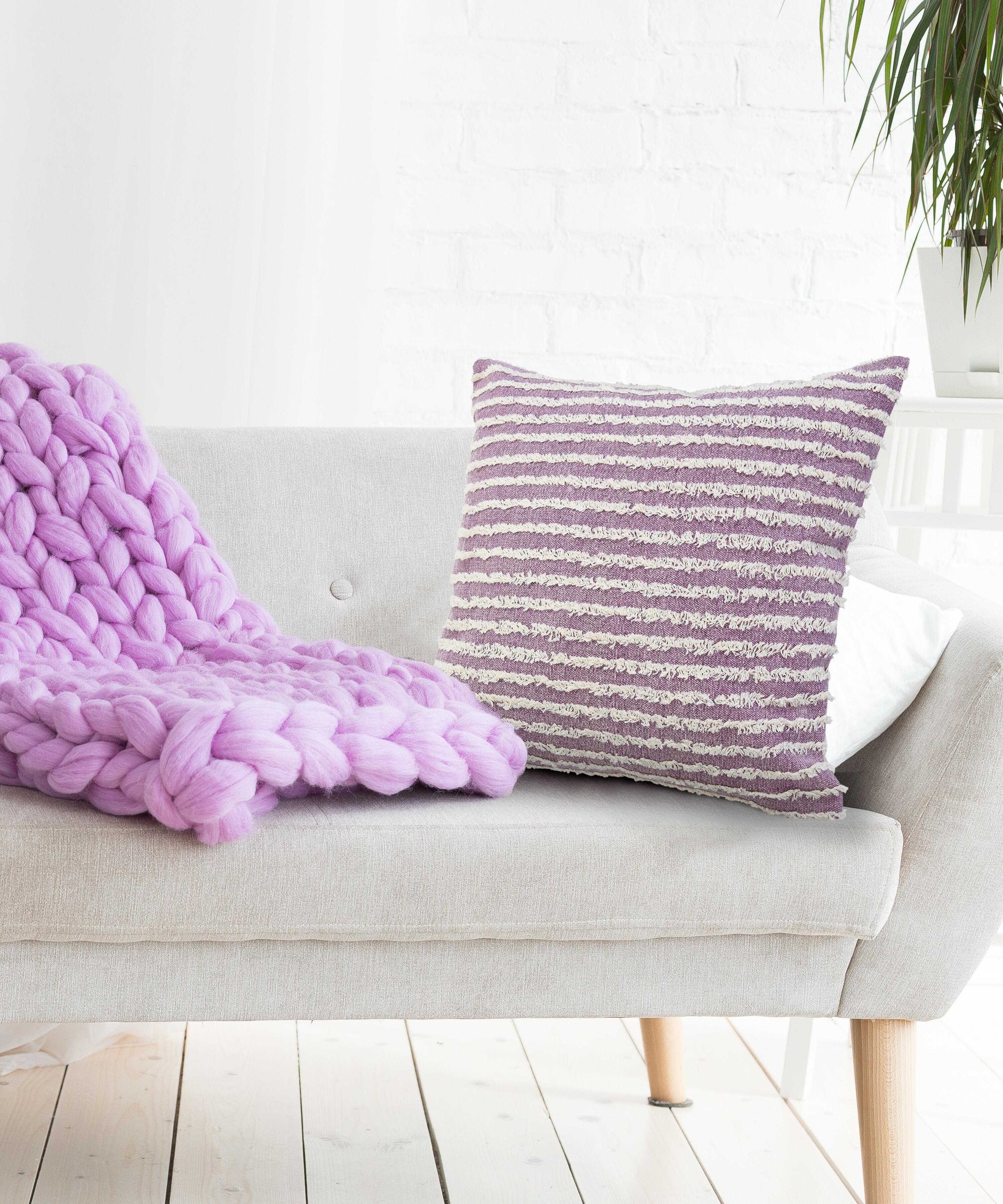 Suvii Home Yana Decorative Throw Pillow, Lavender Mist/Cream, rollover