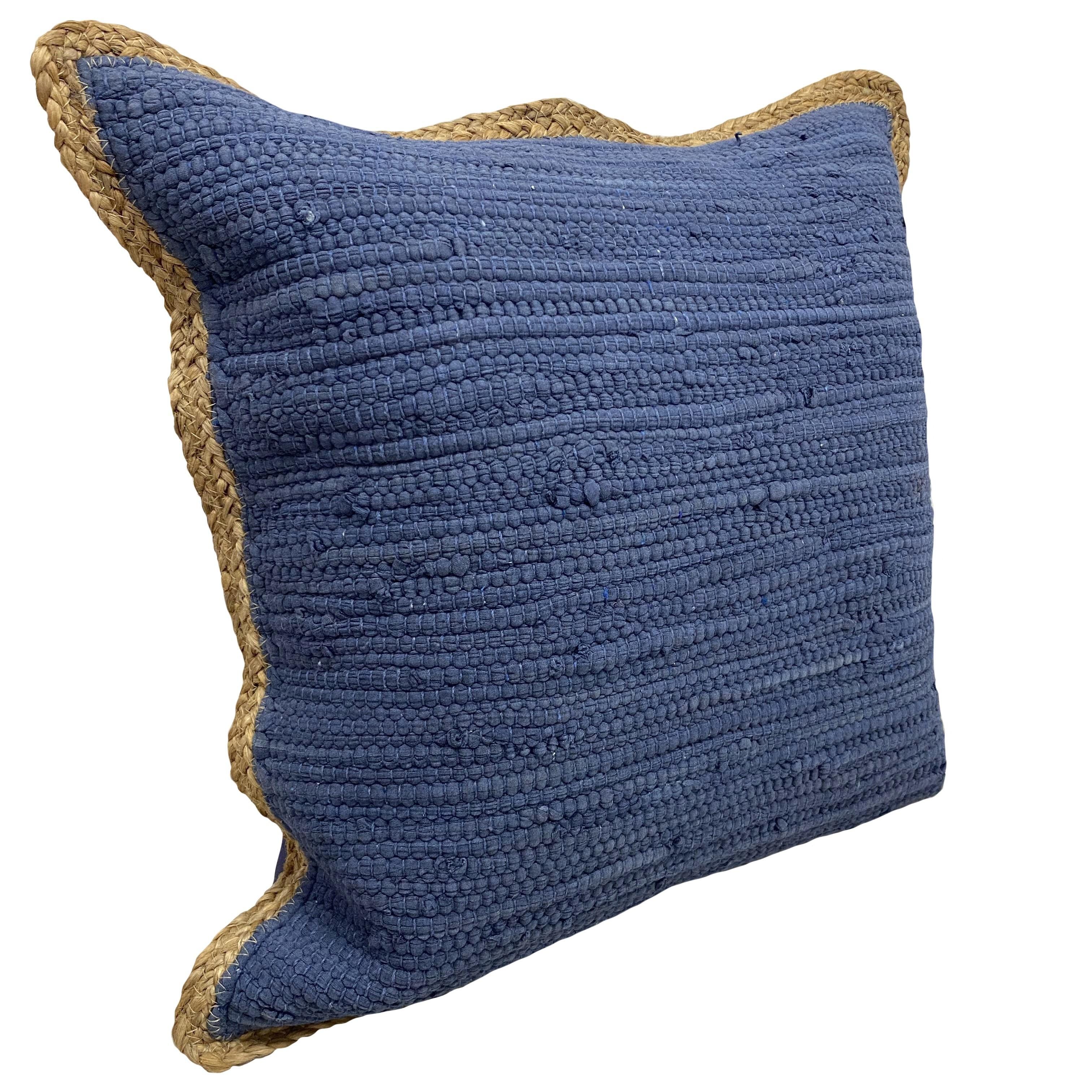 Suvii Home Remi Decorative Throw Pillow, Navy, large