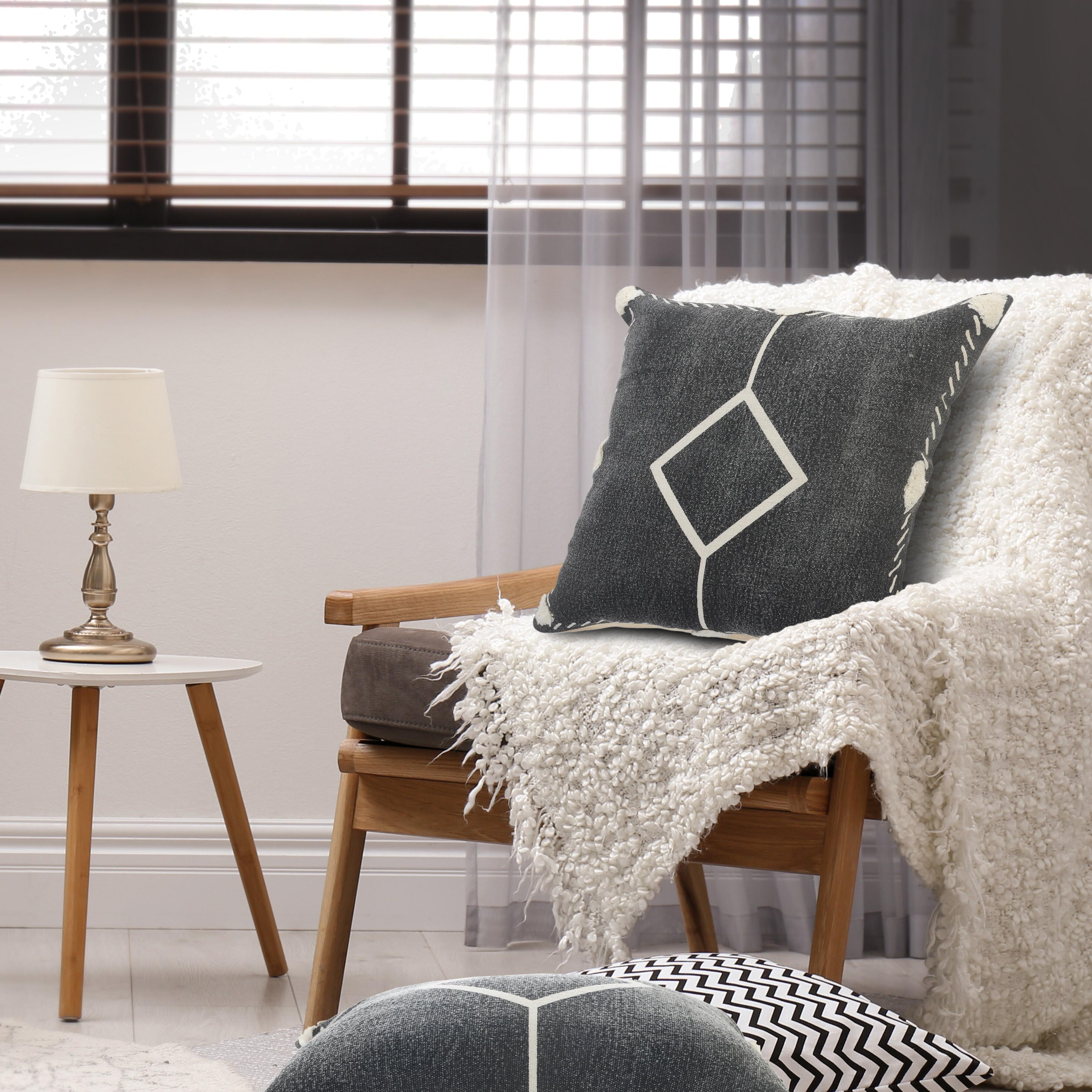 Suvii Home Adrianna Geometric Decorative Throw Pillow, , large