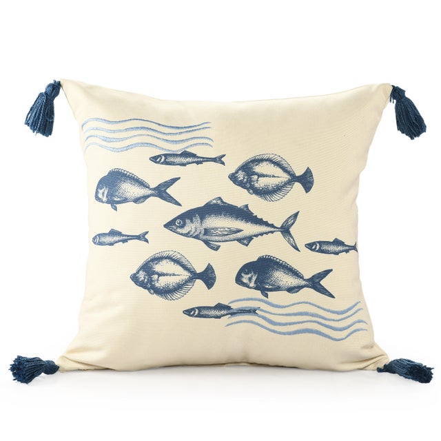 Suvii Home Scarlett Fish Decorative Throw Pillow