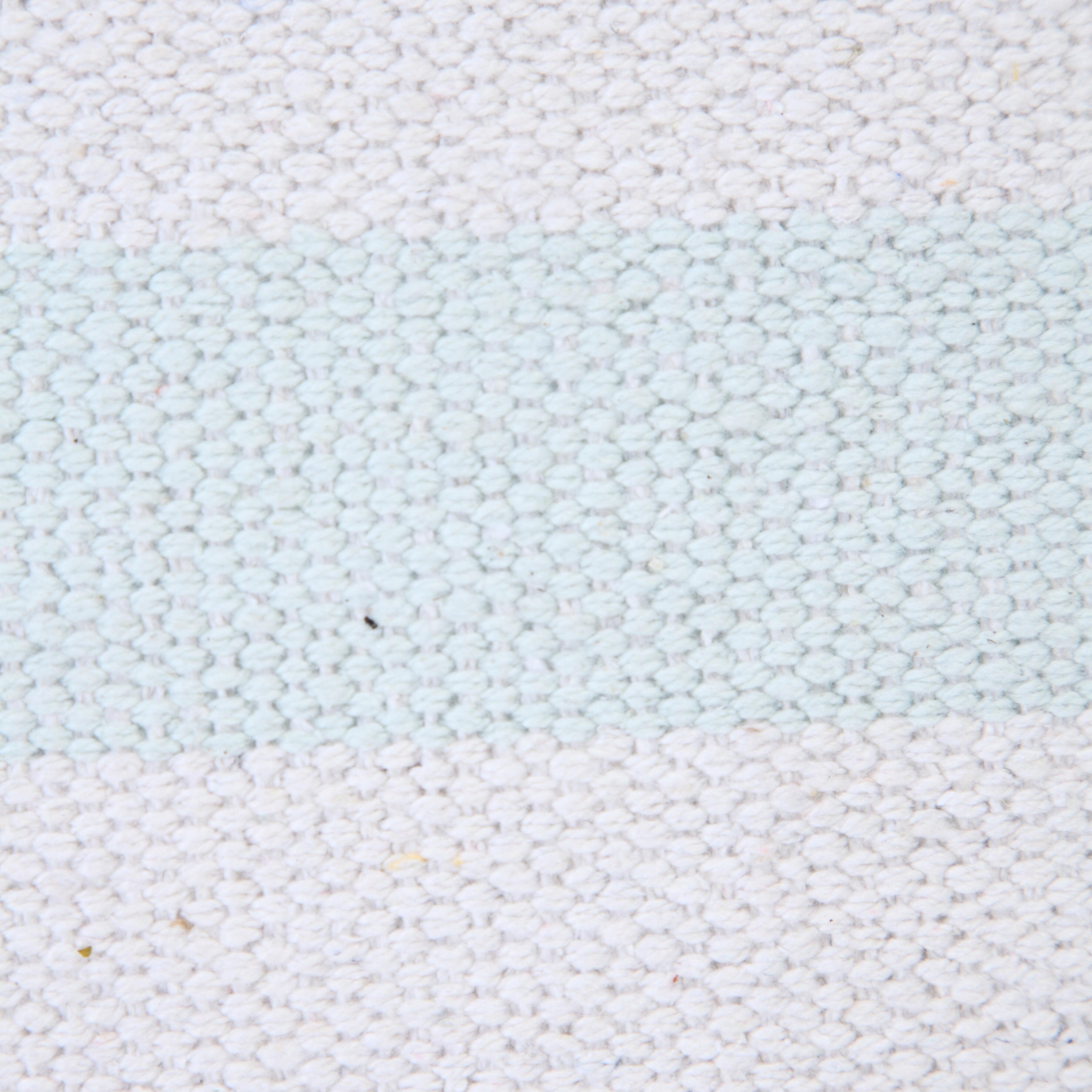 Swatch color Bright Blue/White , product with this swatch is currently selected