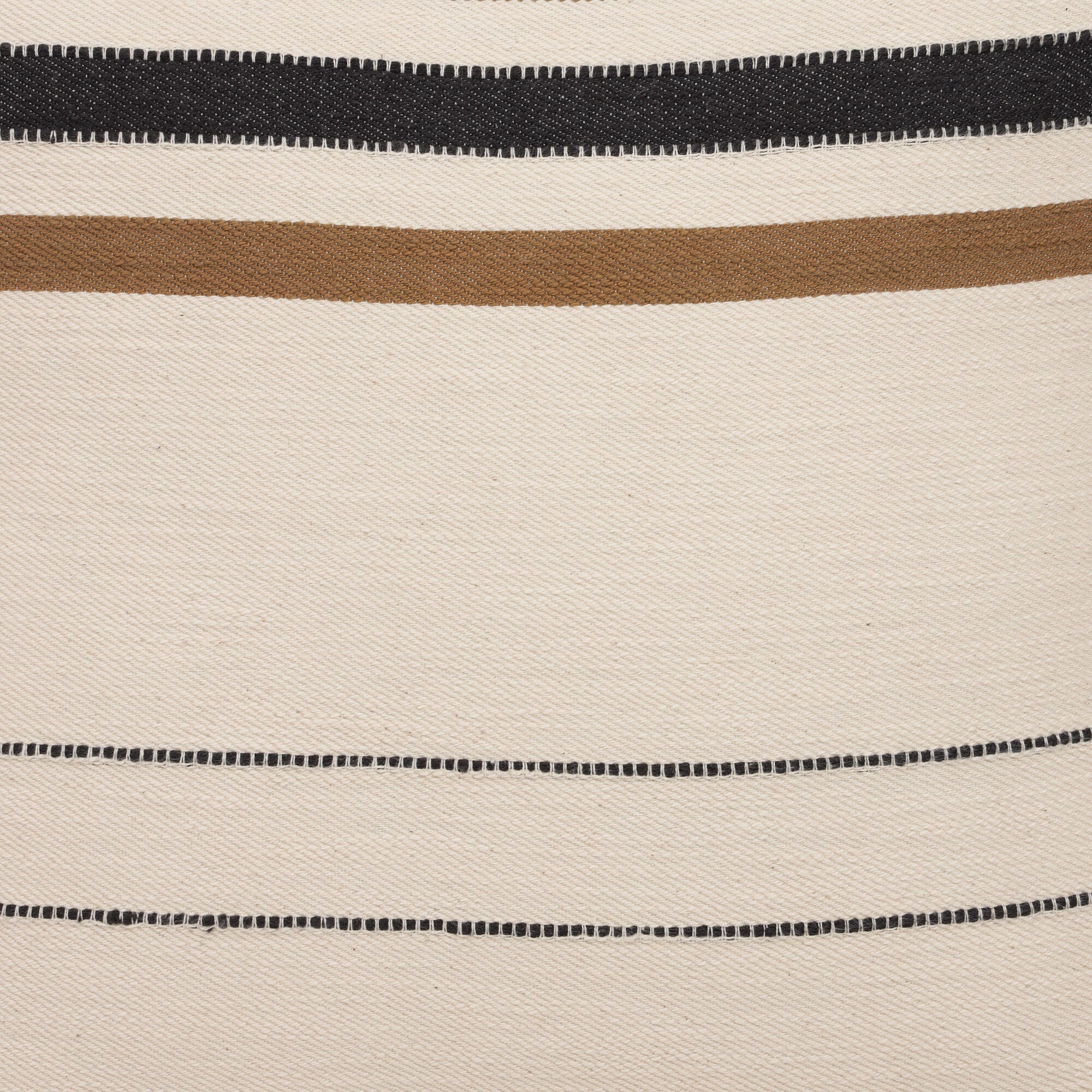 Swatch color Ivory/Brown 