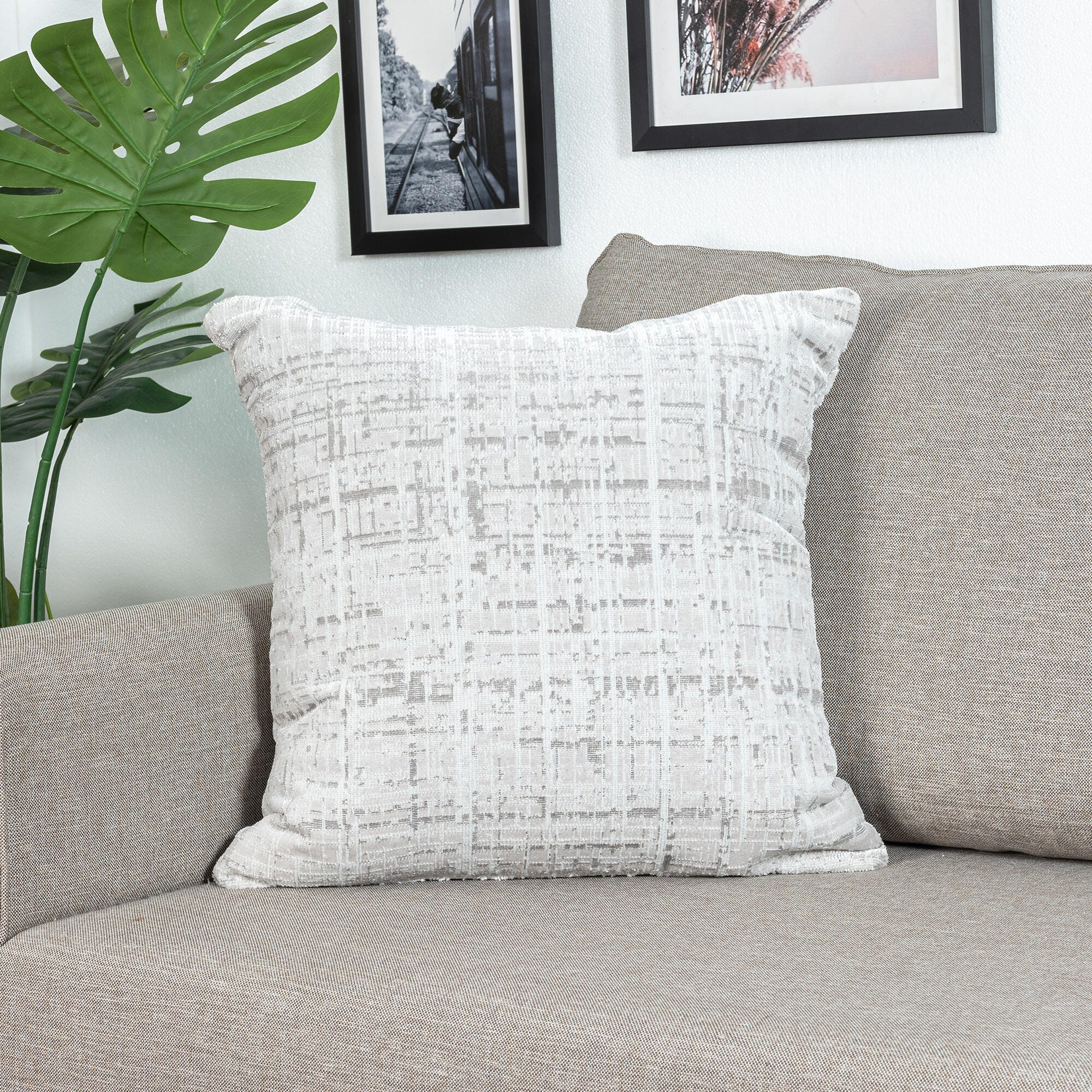 Suvii Home Maria Striped Decorative Throw Pillow, , rollover