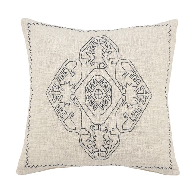 Suvii Home Delilah Decorative Throw Pillow
