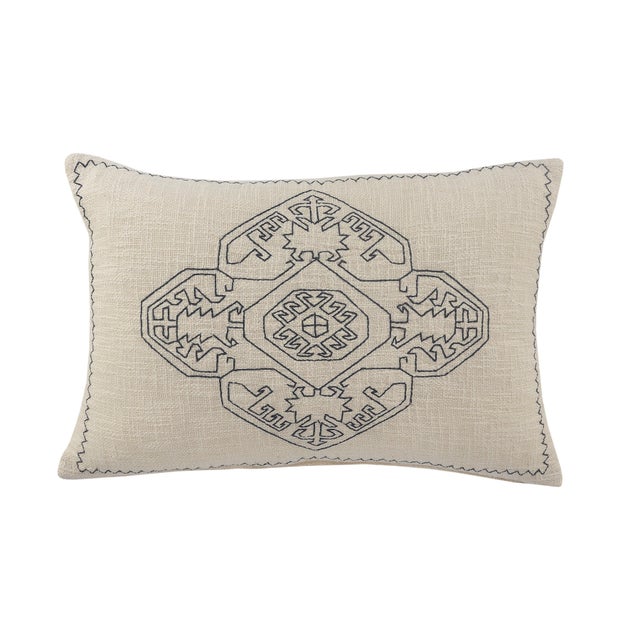 Suvii Home Delilah Lumbar Decorative Throw Pillow