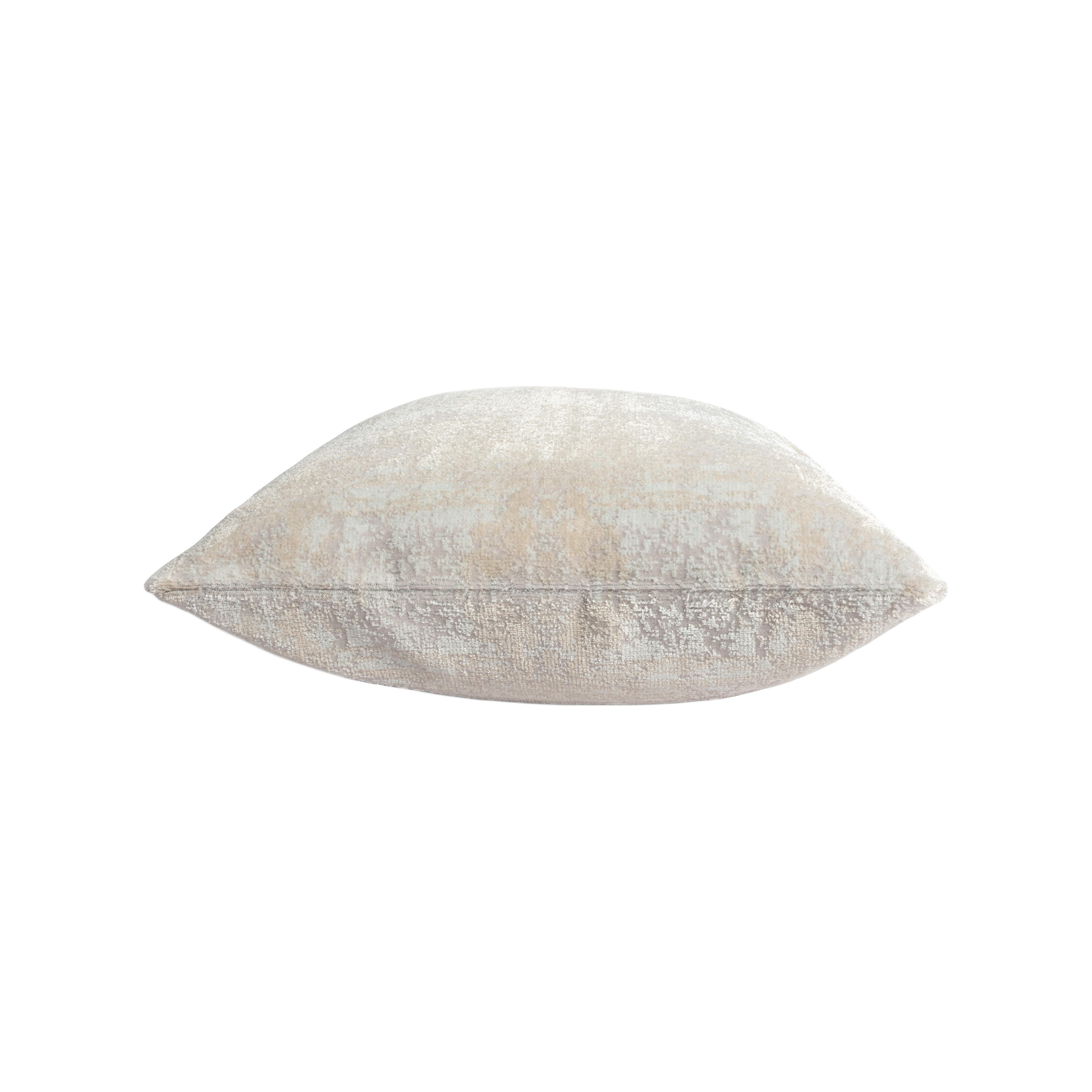 Suvii Home Maria Distressed Decorative Throw Pillow, , large