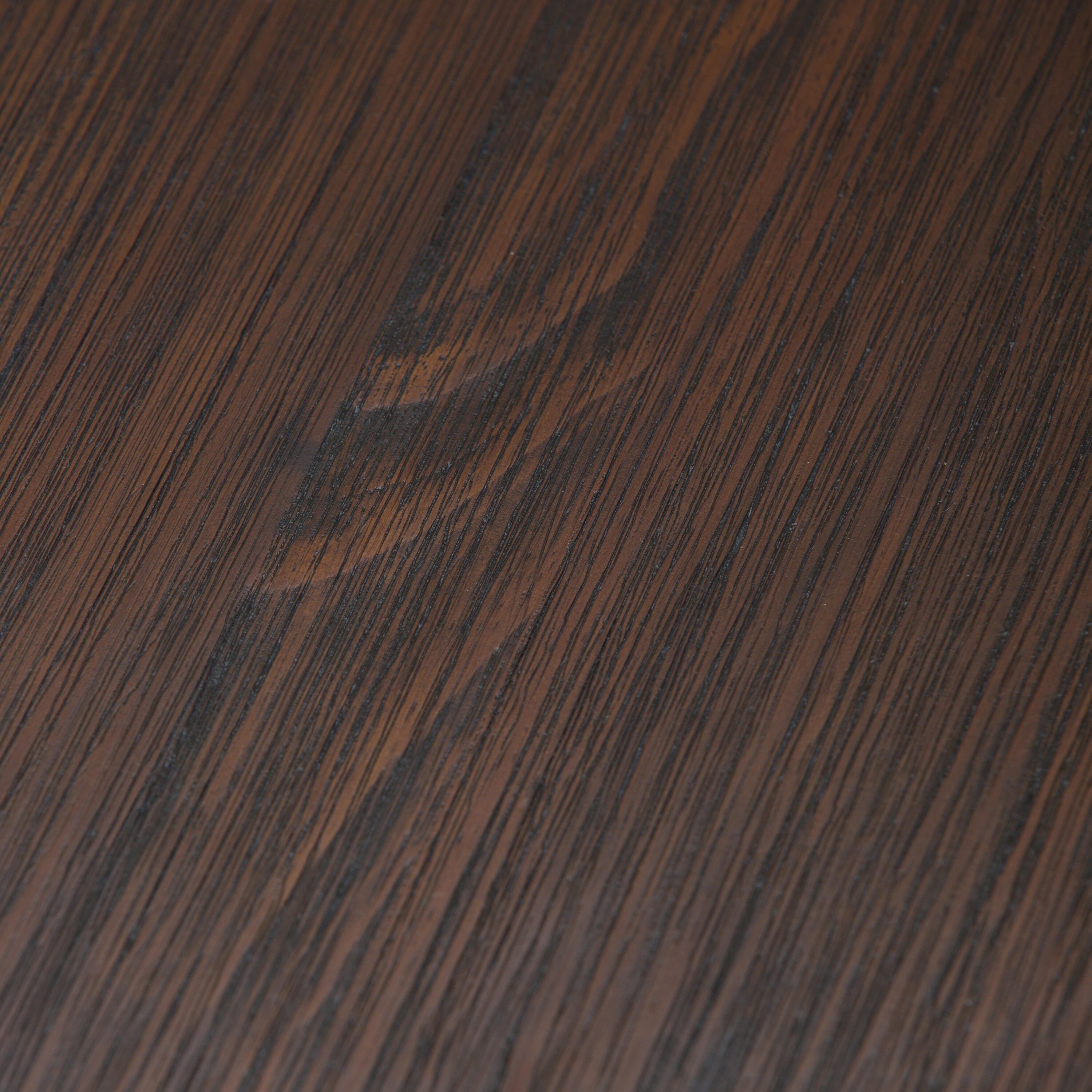 Swatch color Farmhouse Brown 