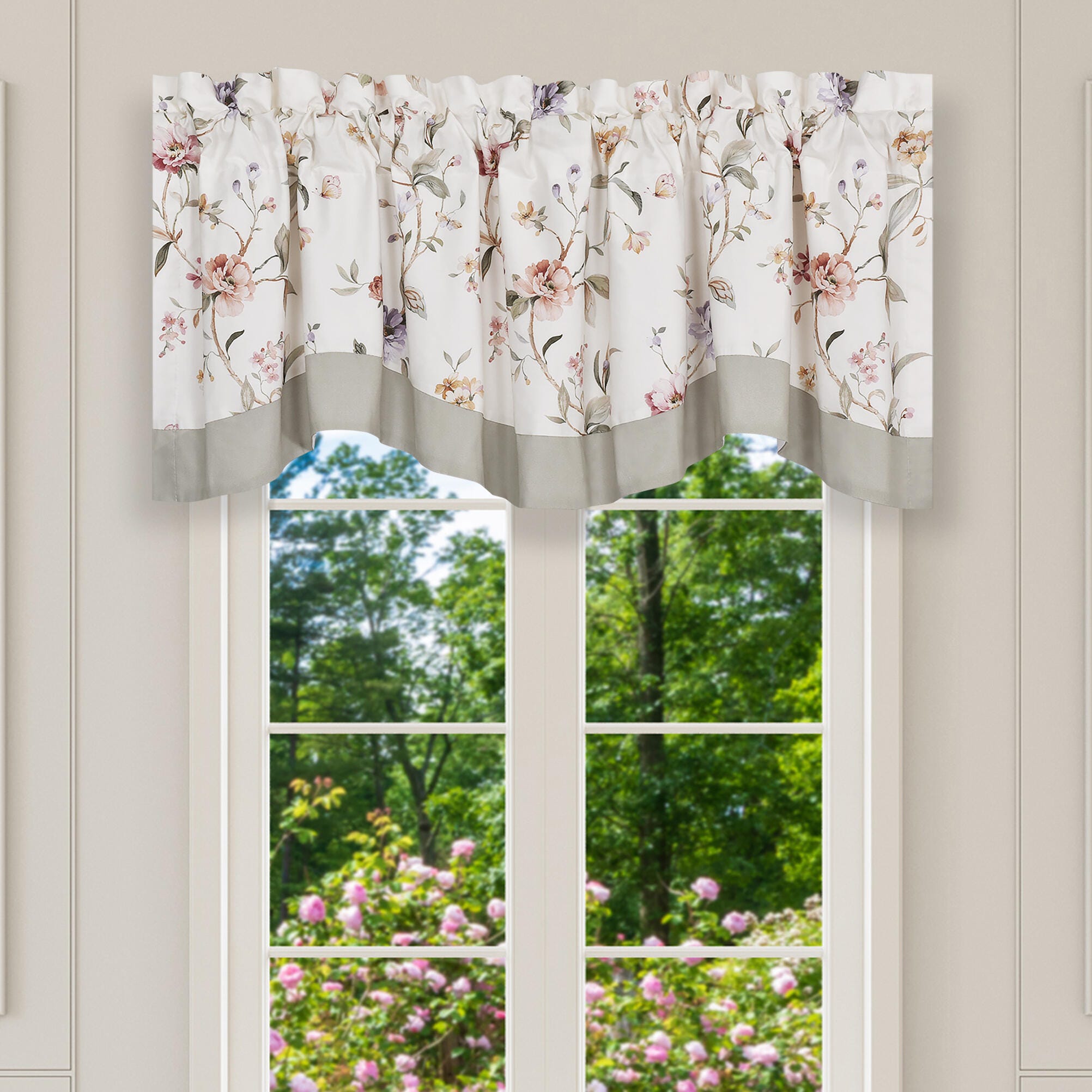J. Queen Cottage Clarice Scallop Valance, , large