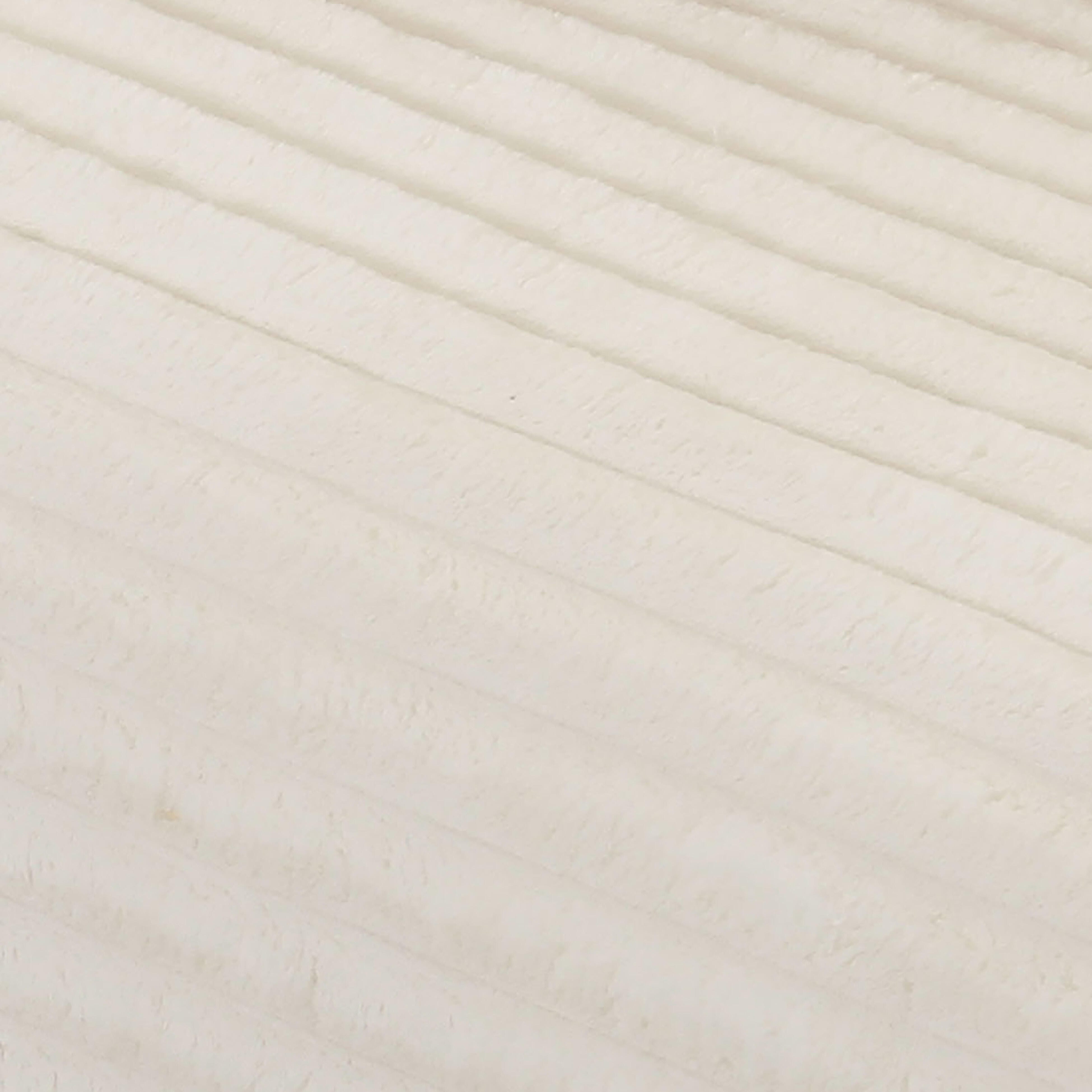 Swatch color Cream , product with this swatch is currently selected