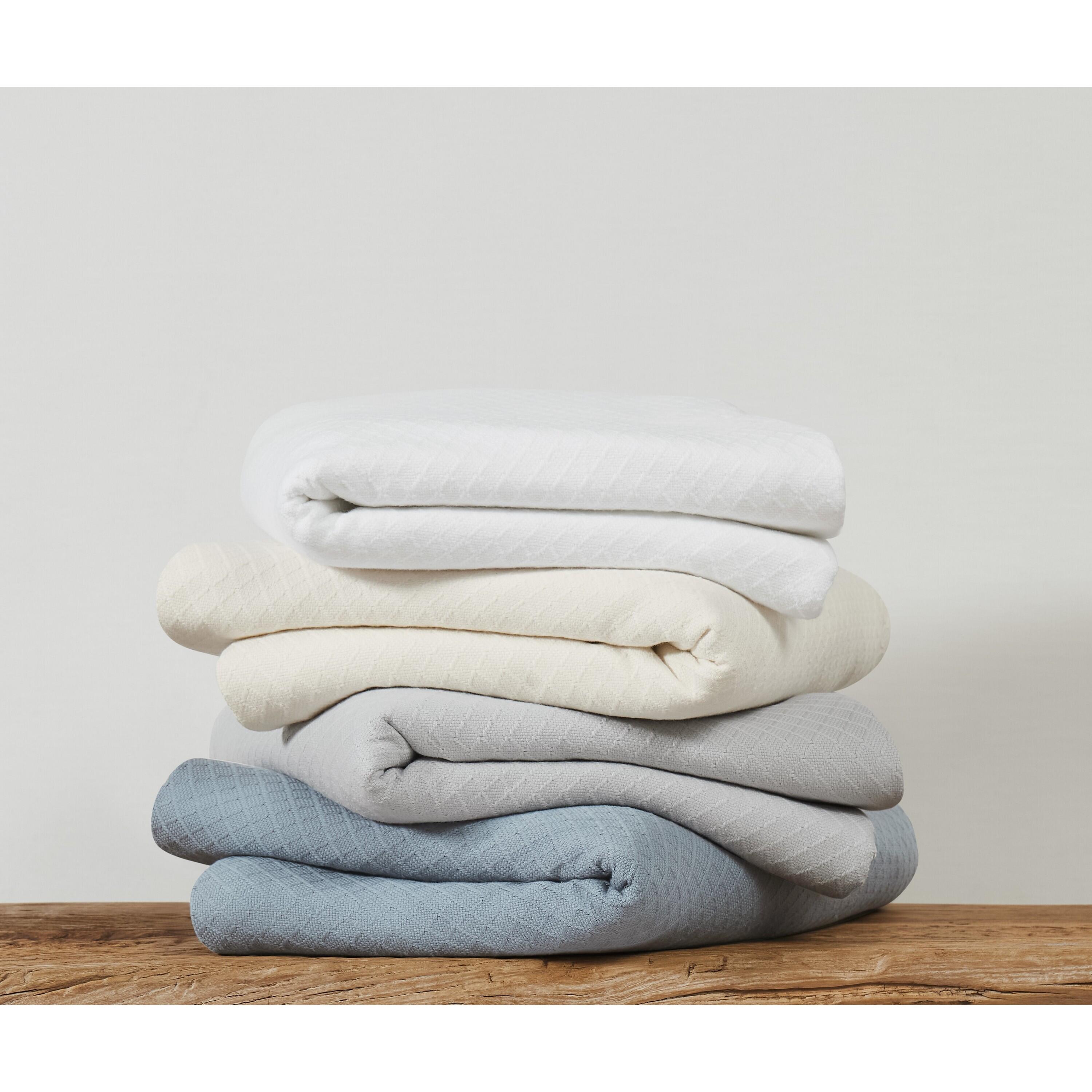 Royal Velvet Dream Blanket, Blue, large