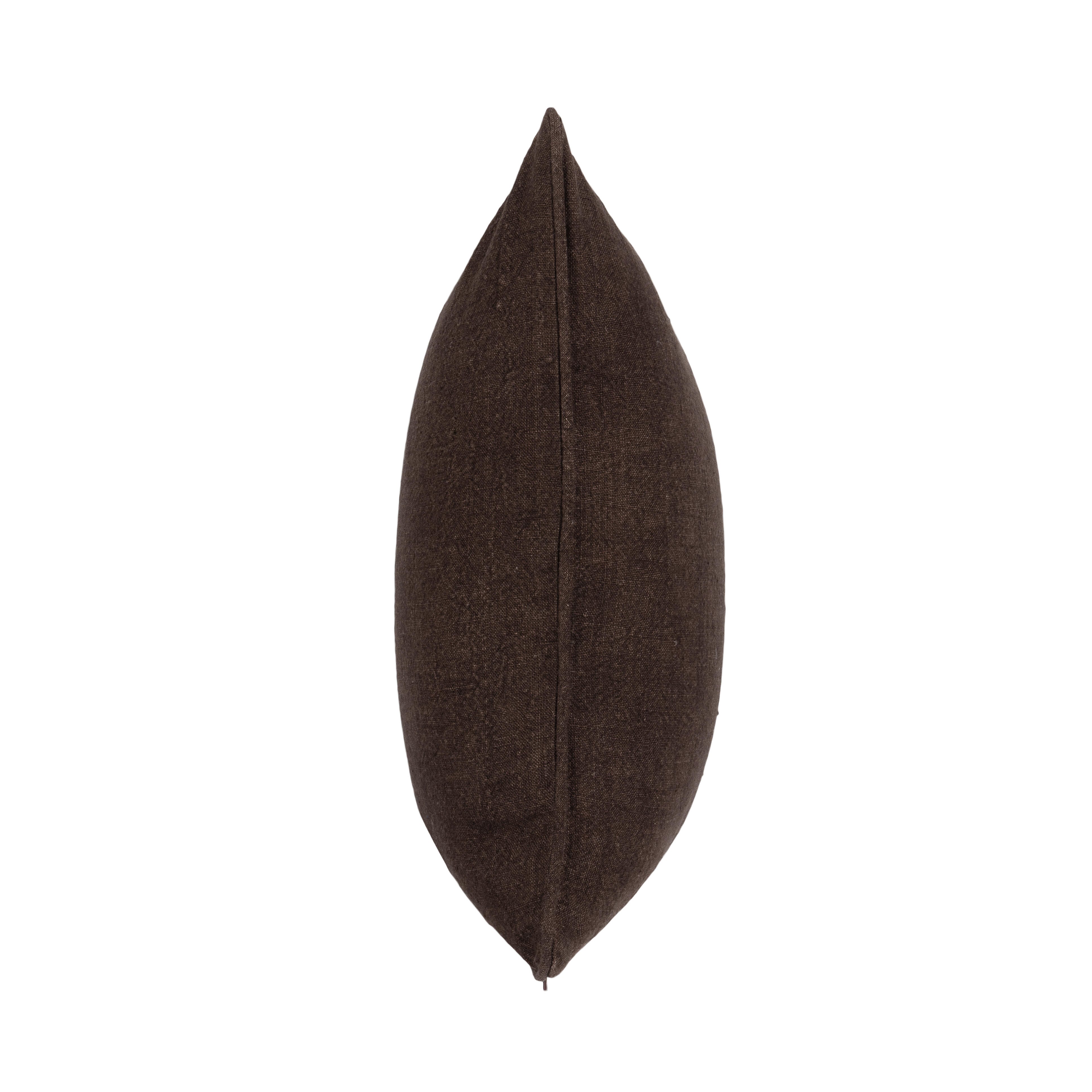 Ashley Luxe SLD Bedford Linen Ganache 22 x 22 Throw Pillow, Chocolate, large