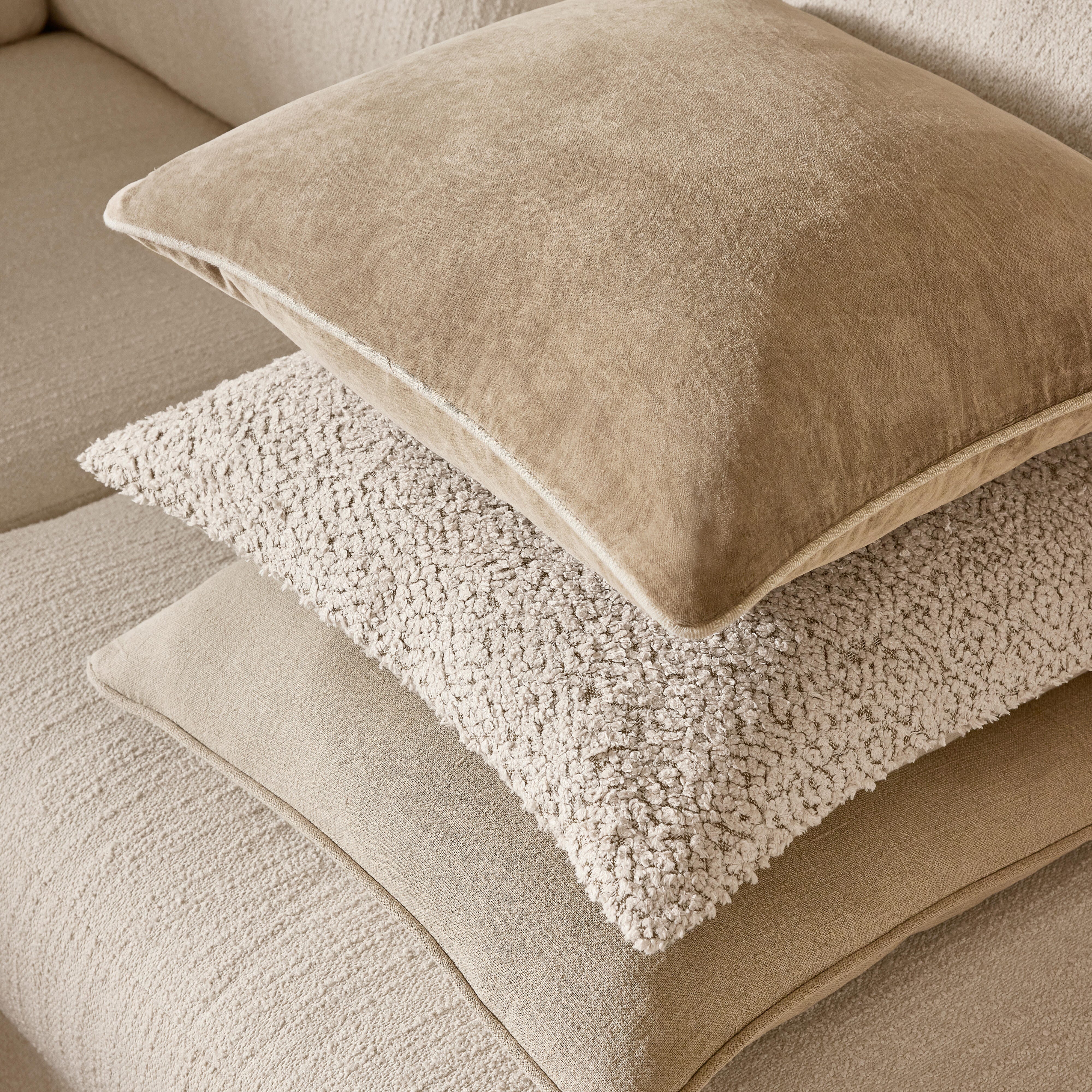 Ashley Luxe SLD Bedford Linen Natural 22 x 22 Throw Pillow, Natural, large