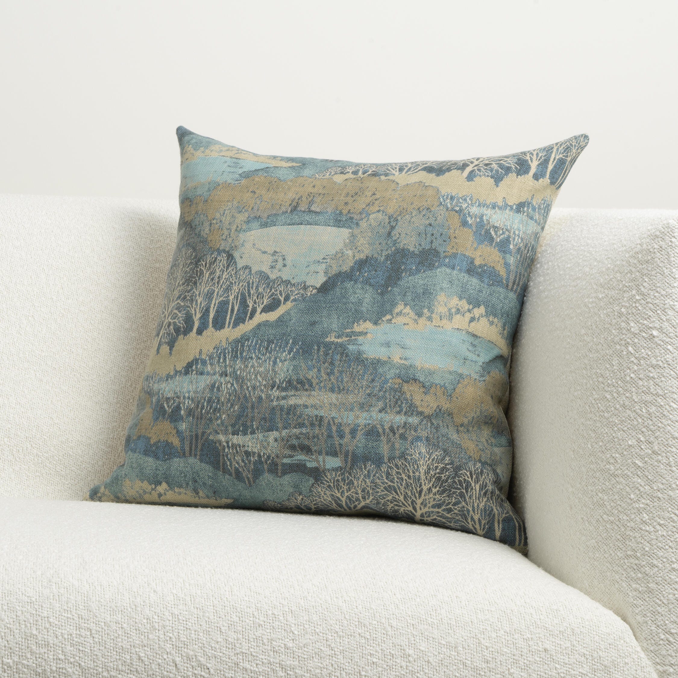 Ashley Luxe Hidden Hills 22 x 22 Throw Pillow, , rollover