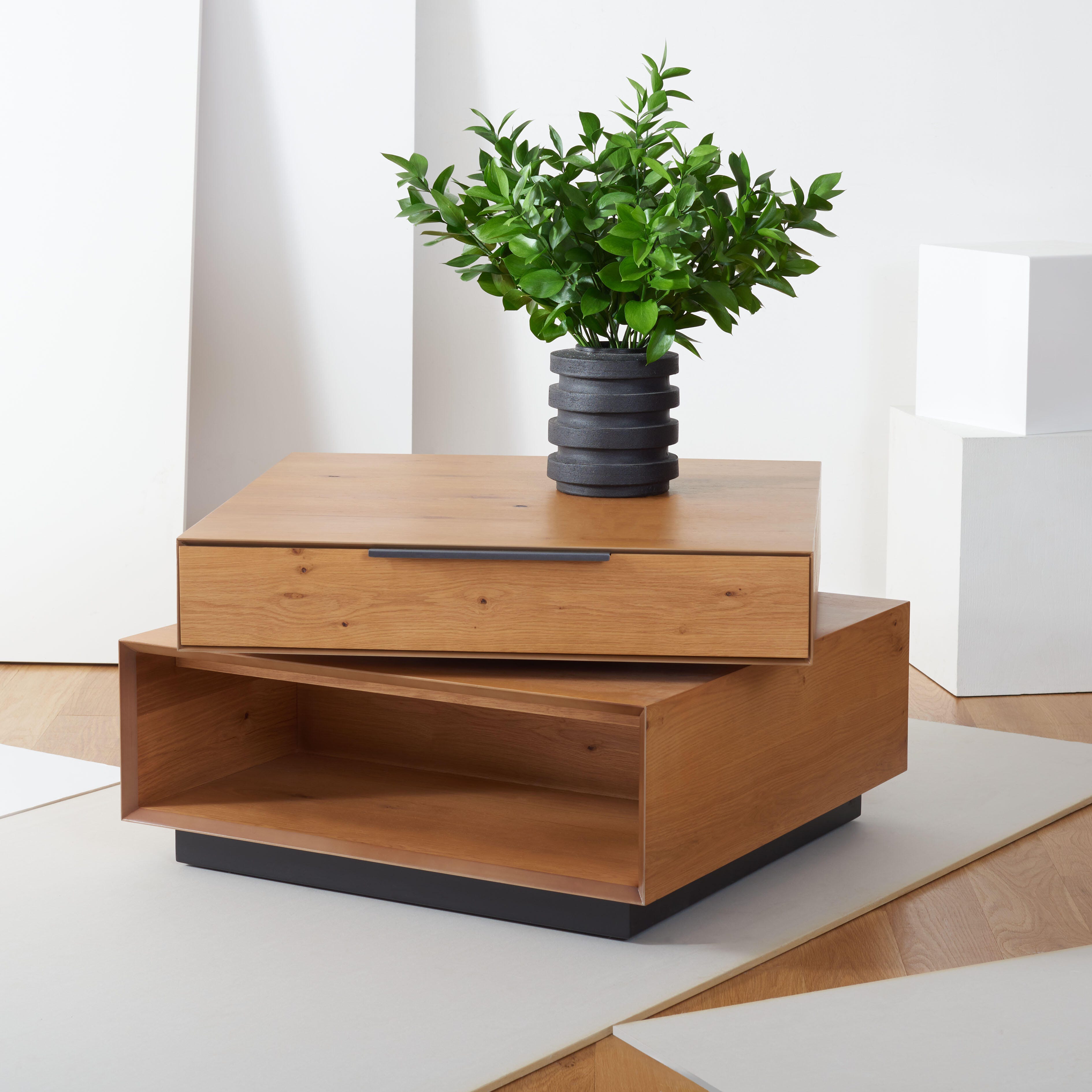 Safavieh Geraldo Coffee Table, , rollover