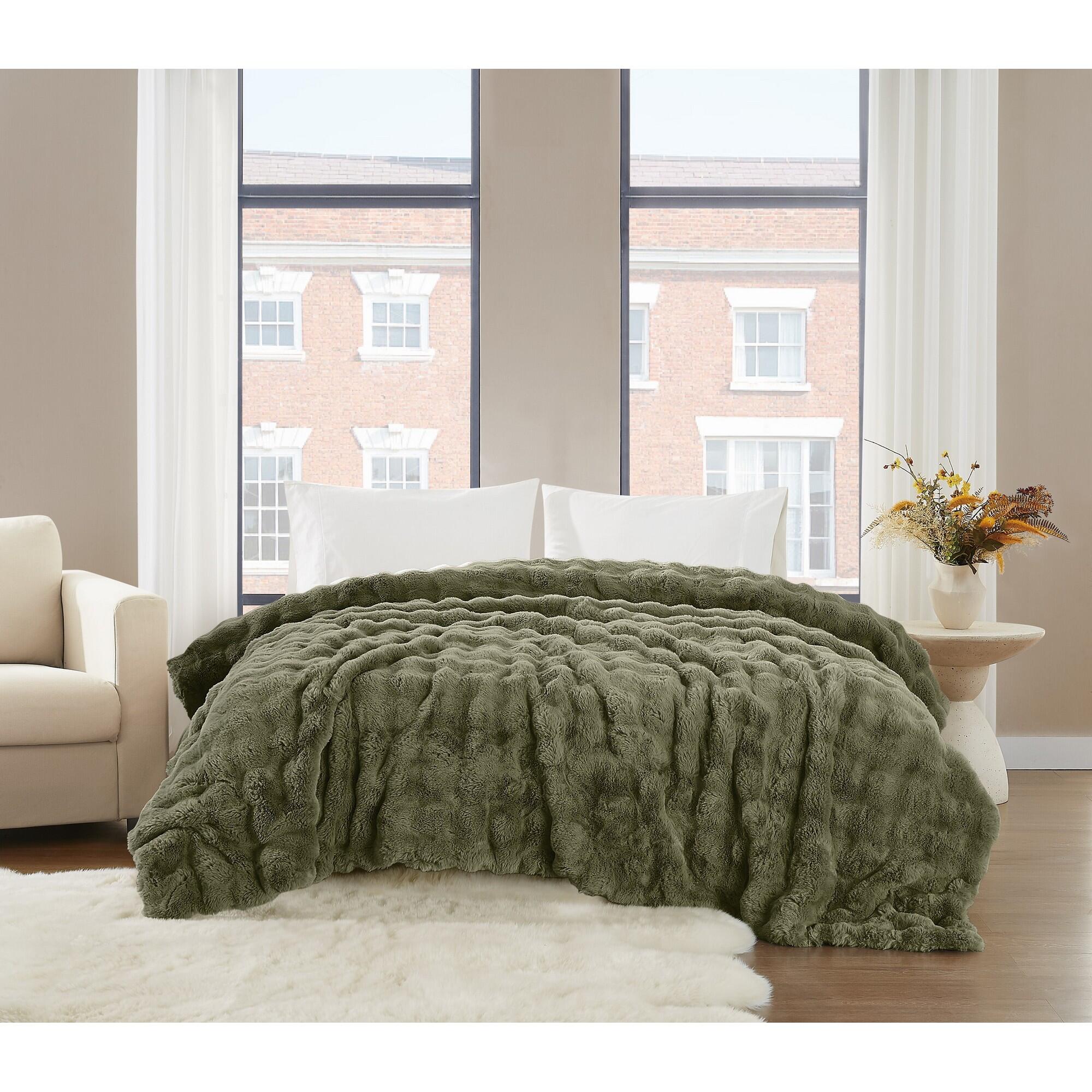 Brooklyn Loom Bubble Blanket, Green, rollover
