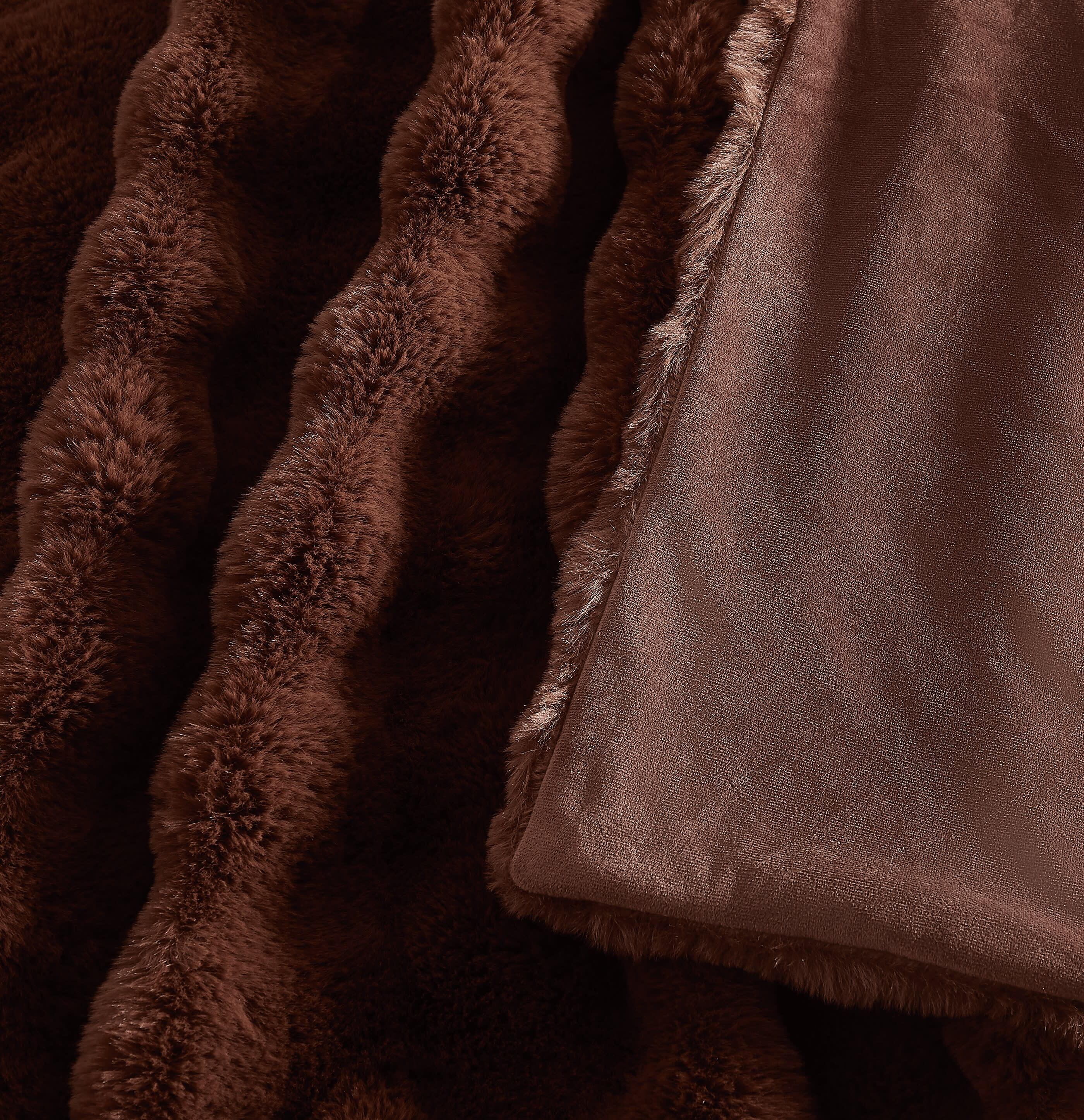 Swatch color Brown 
