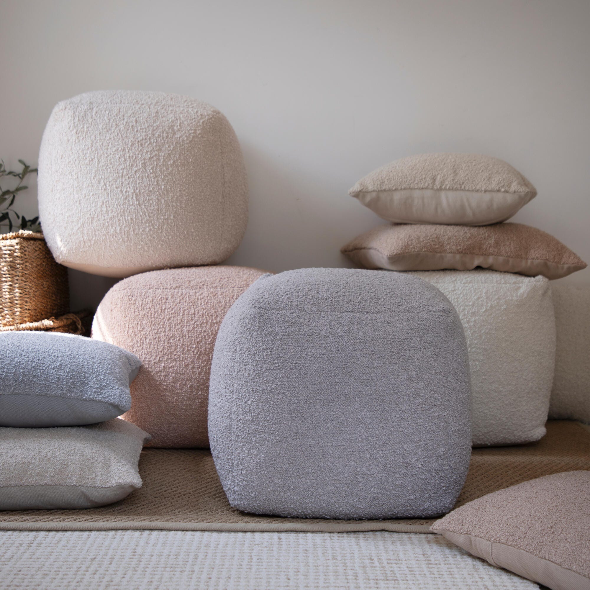 Suvii Home Lunaro Handwoven Pouf, Tan, large