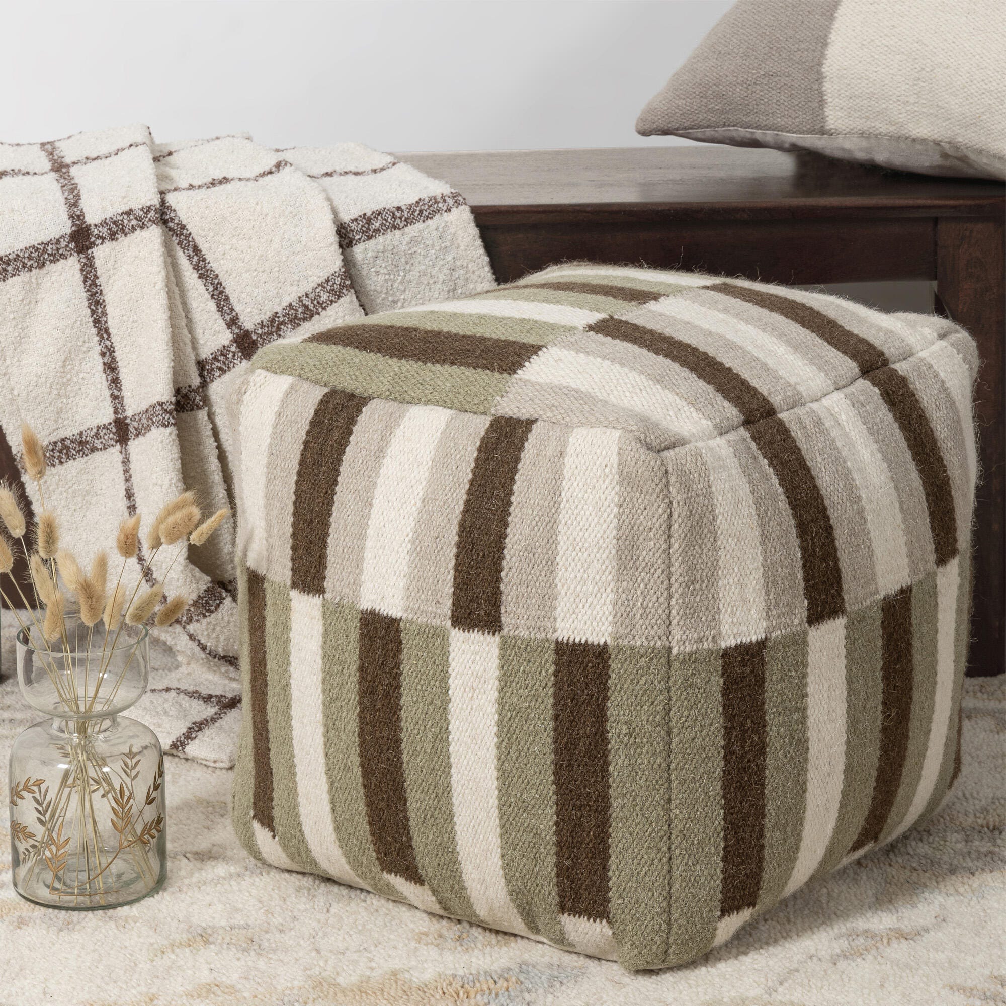 Suvii Home Lunaro Colorblock Pouf, , rollover