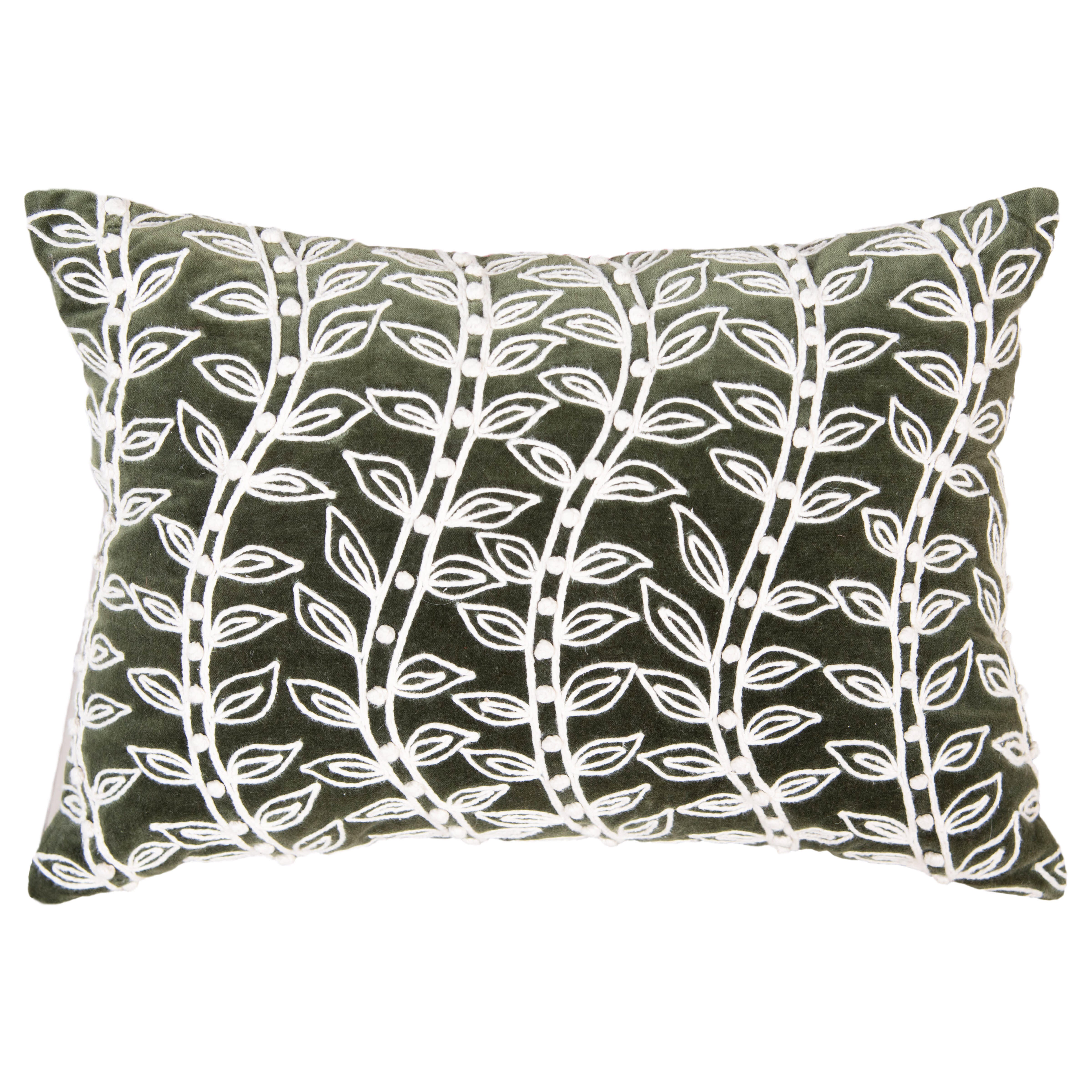 Rizzy Home Muse Decorative Throw Pillow, Forest Green, large