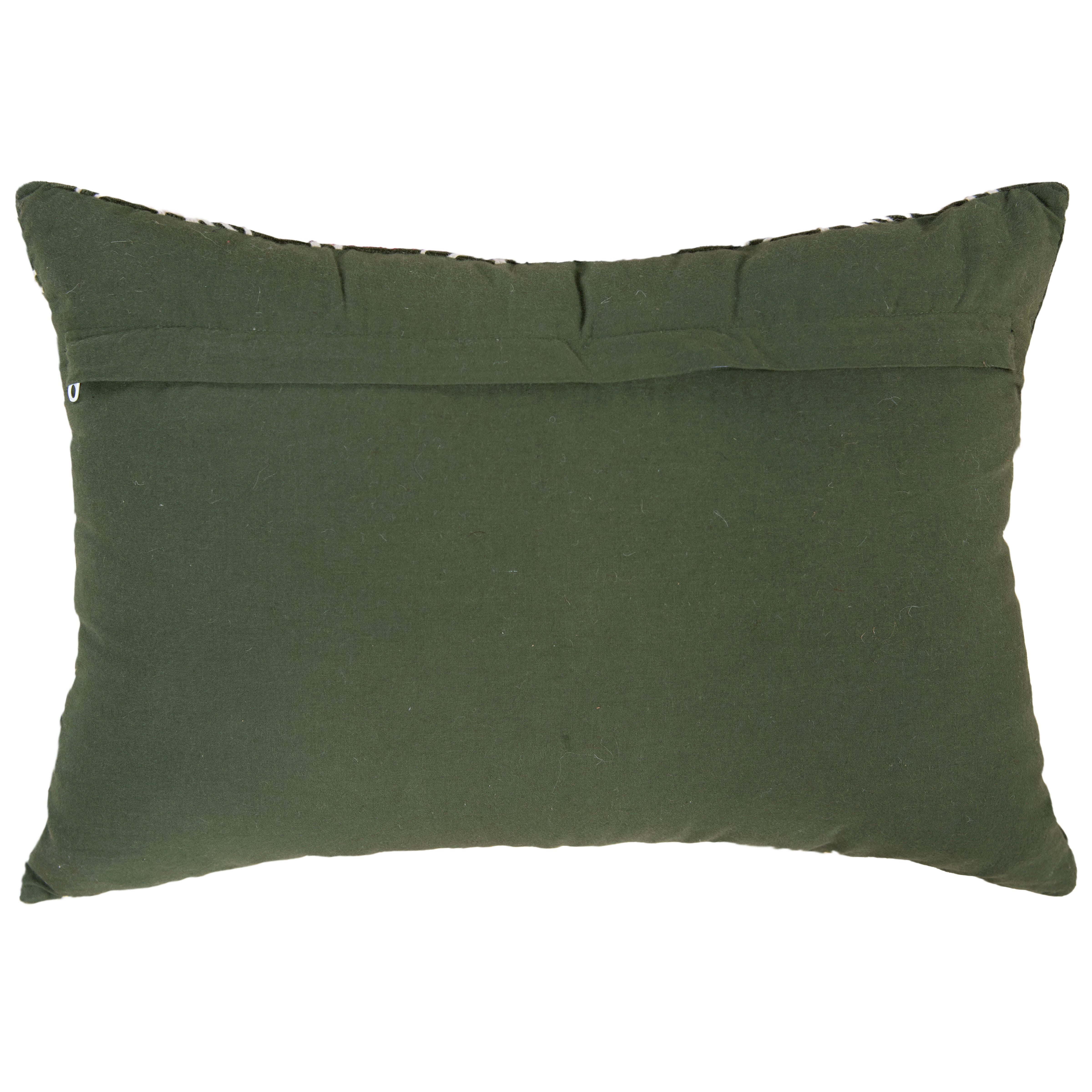 Rizzy Home Muse Decorative Throw Pillow, Forest Green, large