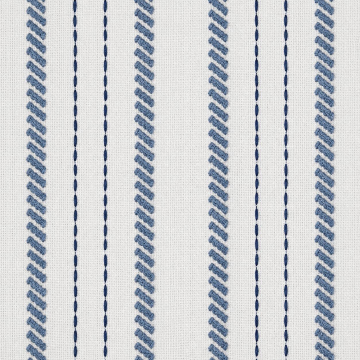 Swatch color White/Blue 