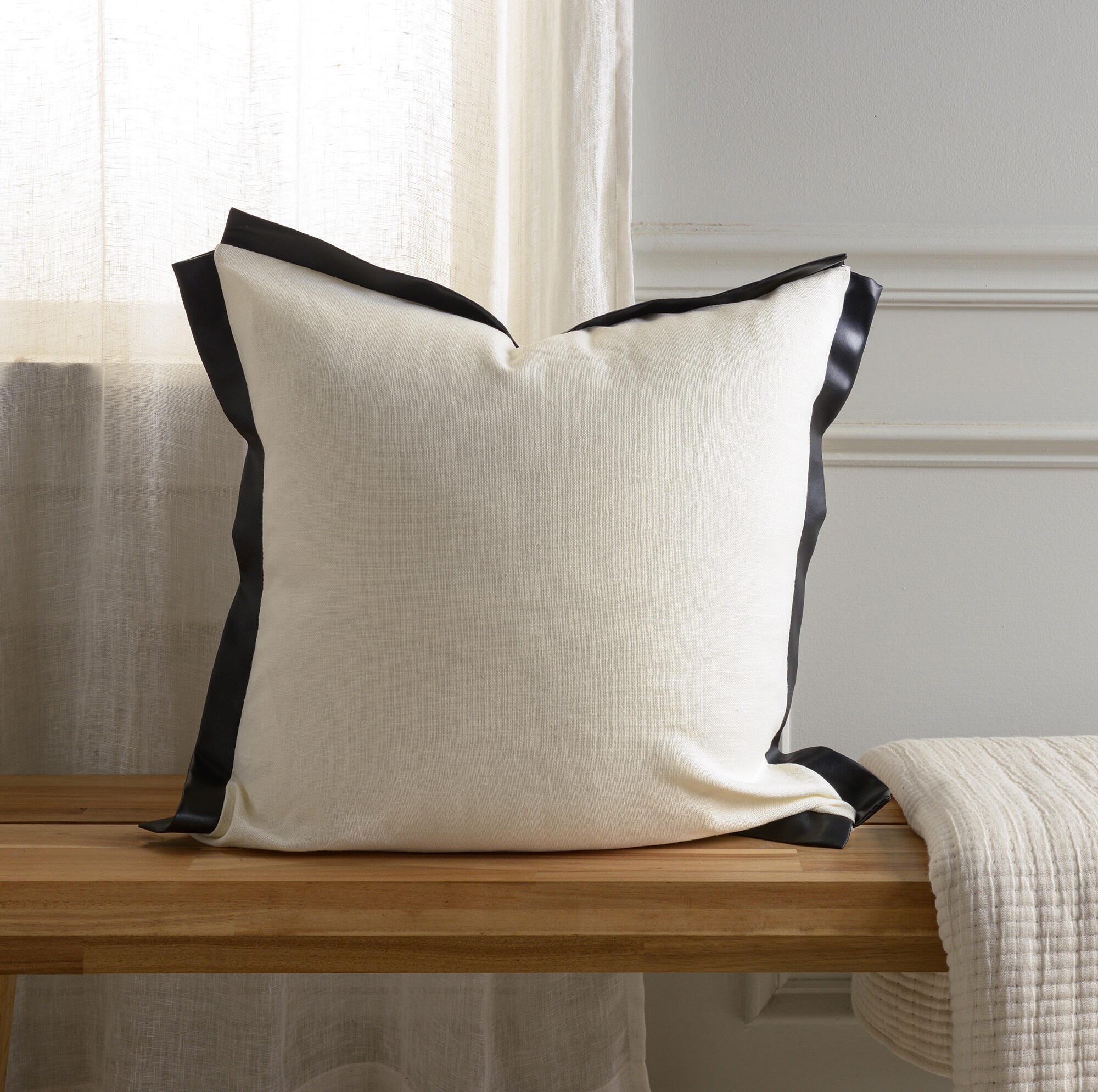 Rizzy Home Flanged Decorative Throw Pillow, Ivory/Black, rollover