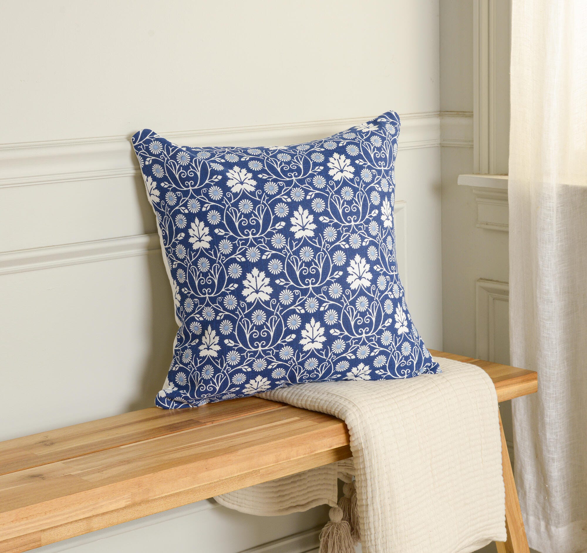 Rizzy Home Reminisce Decorative Throw Pillow, Blue, rollover