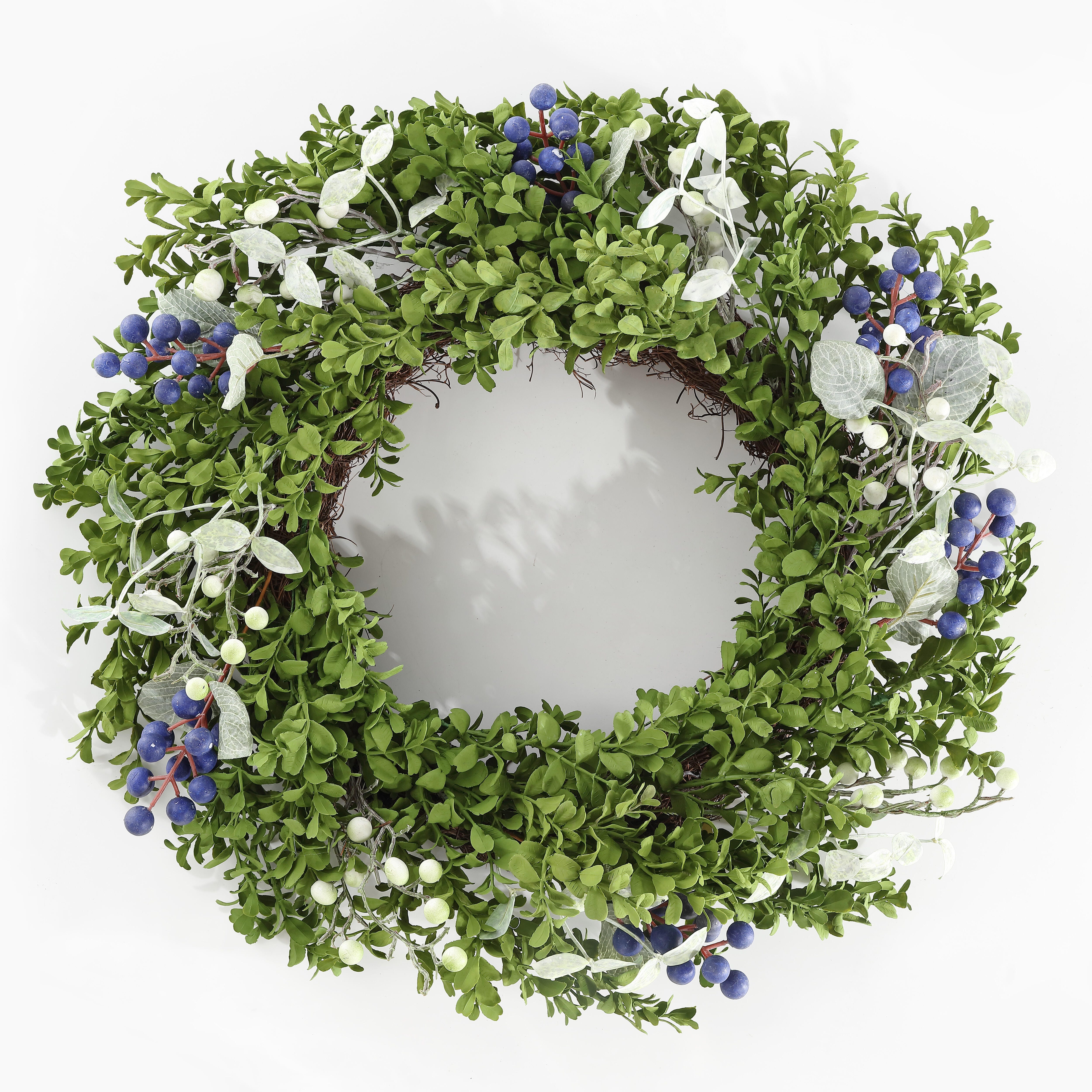 Safavieh Boxwood & Berry Wreath, , large