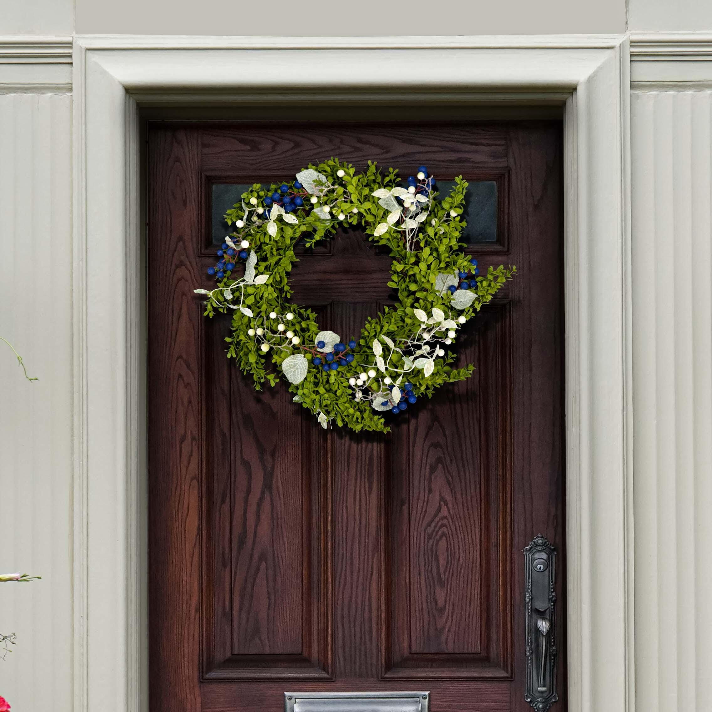 Safavieh Boxwood & Berry Wreath, , large