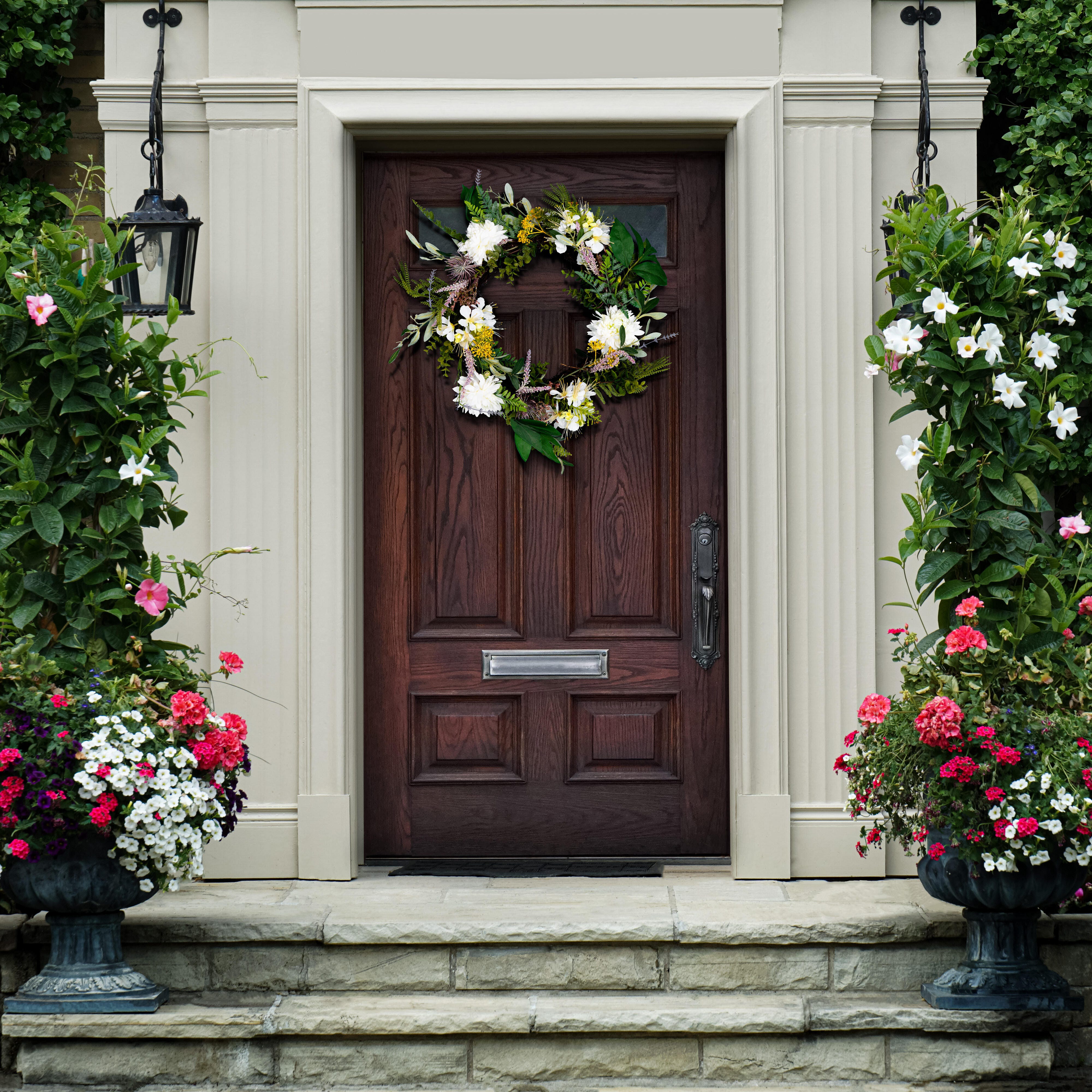 Safavieh Dahlia & Olive Wreath, , rollover