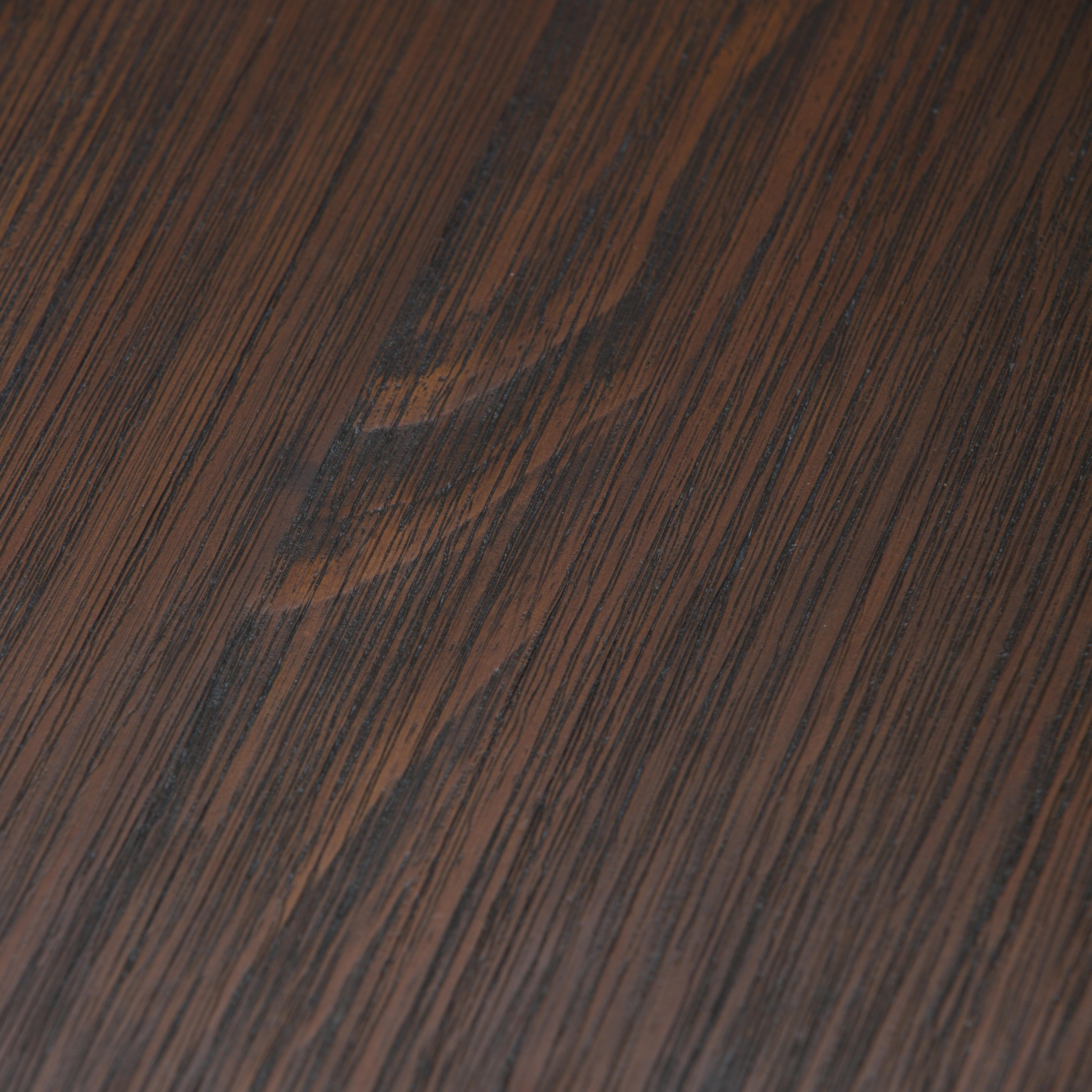 Swatch color Farmhouse Brown 
