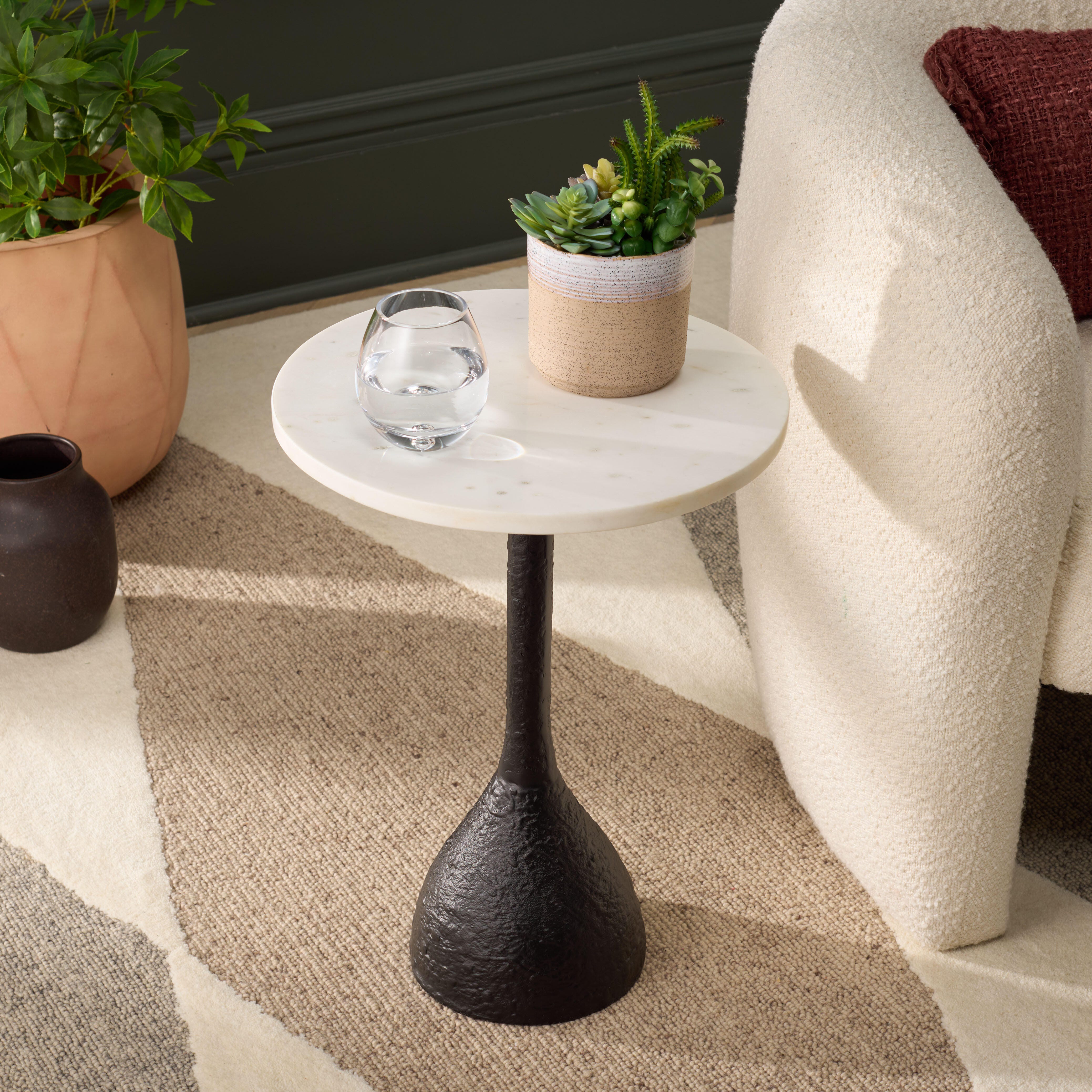 Safavieh Avanni Side Table, Black/Ivory, rollover
