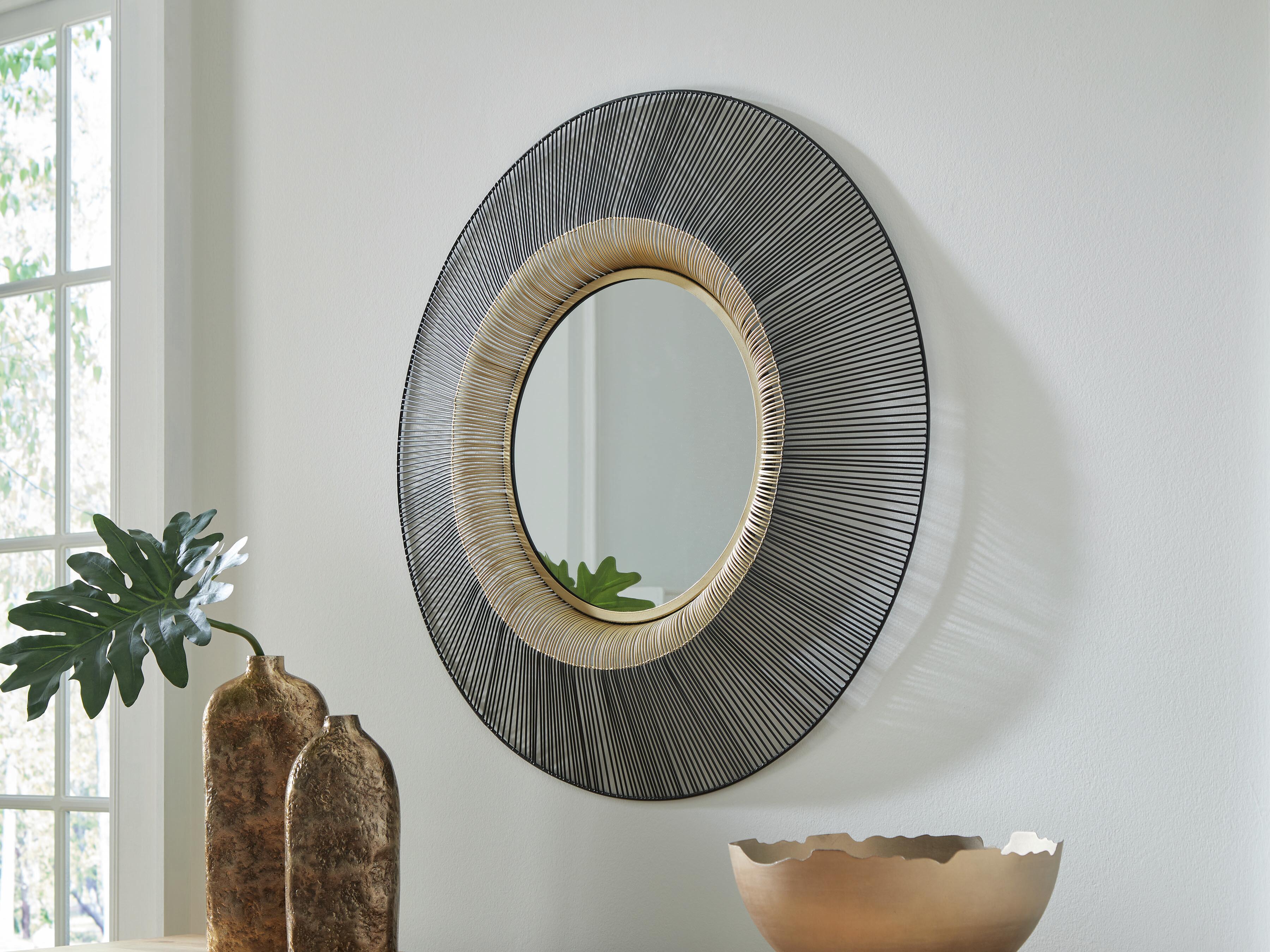 Dallmen Accent Mirror - image 1