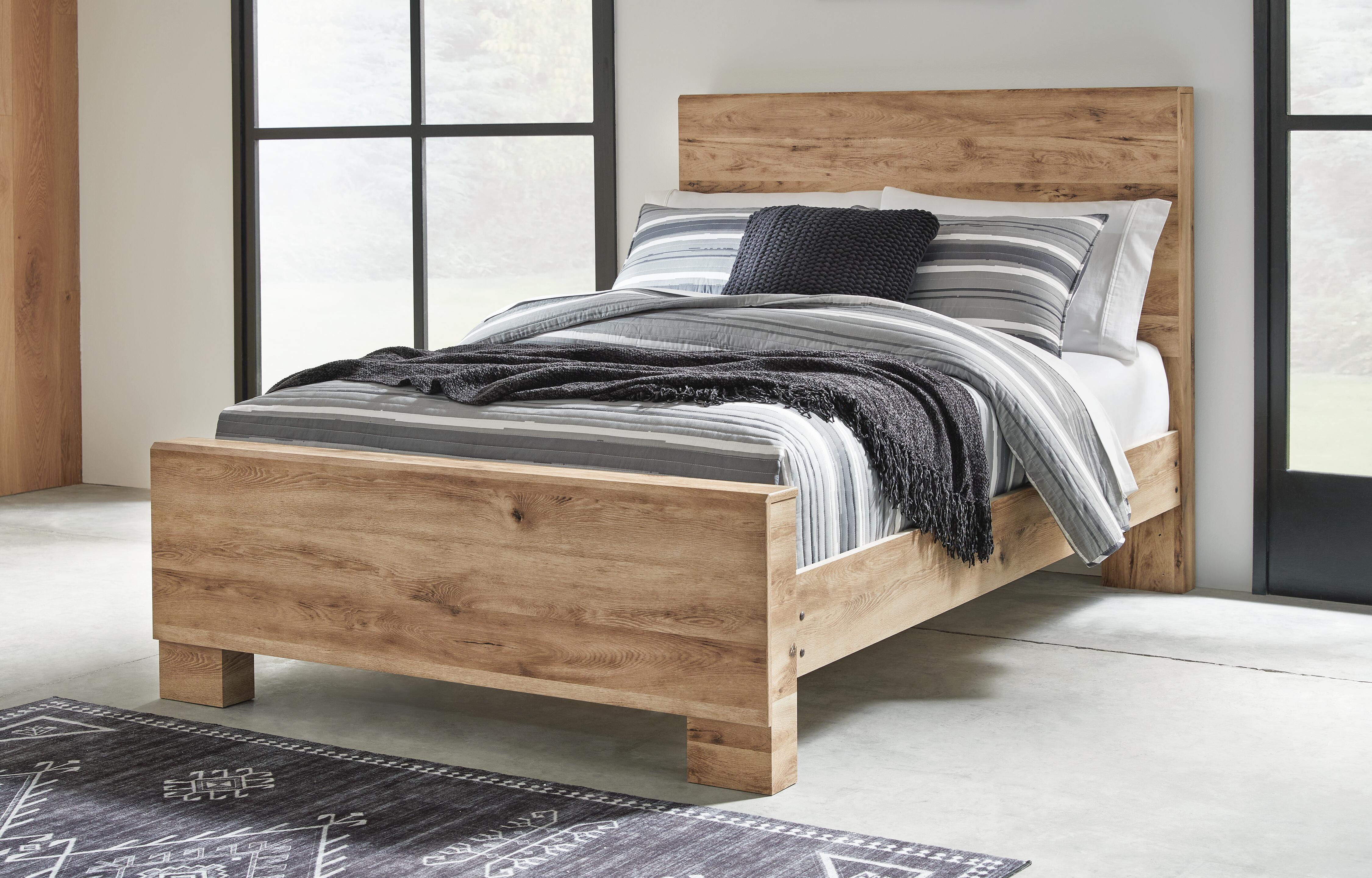 Hyanna Full Panel Bed - image 1