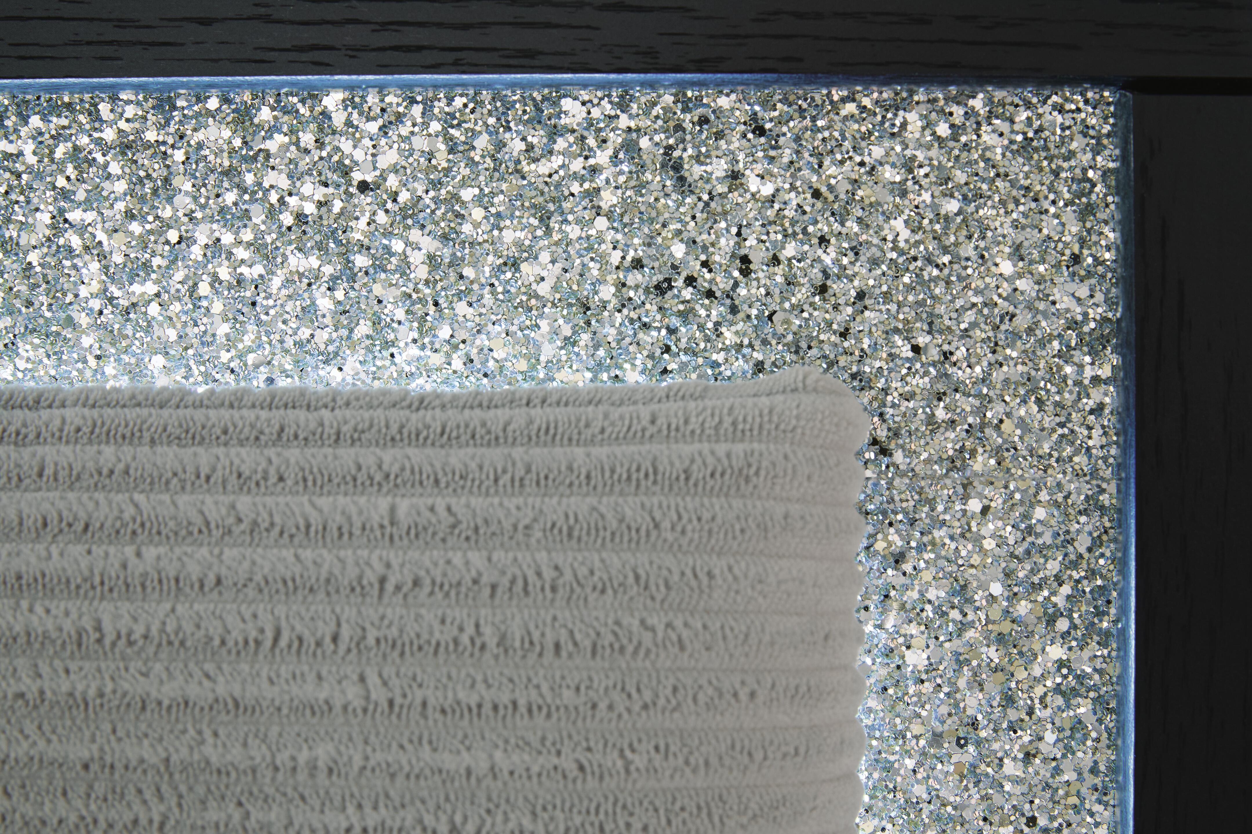 Raechalla Queen Upholstered Panel Headboard - image 4
