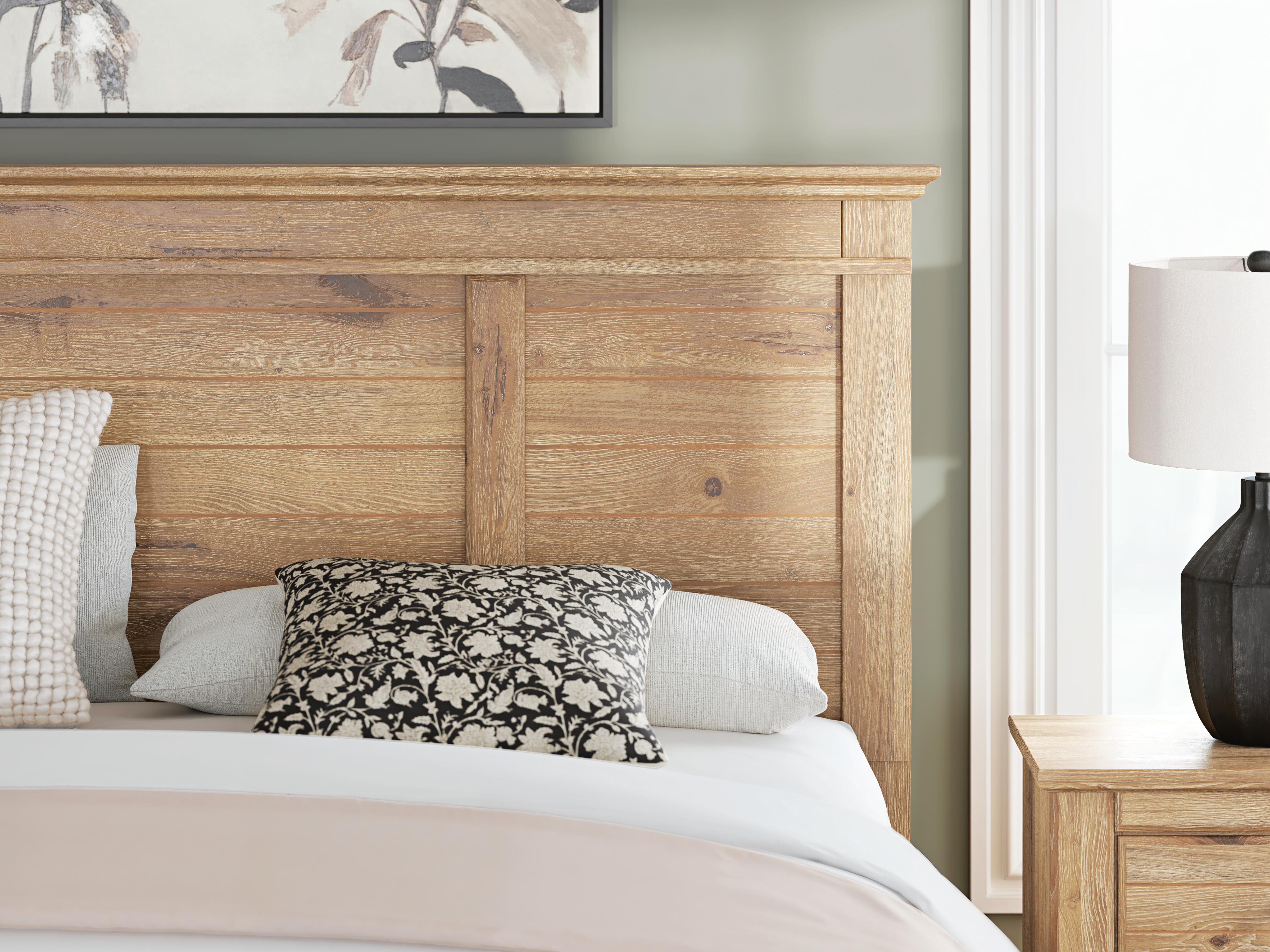 Fenderport King Panel Bed - image 9