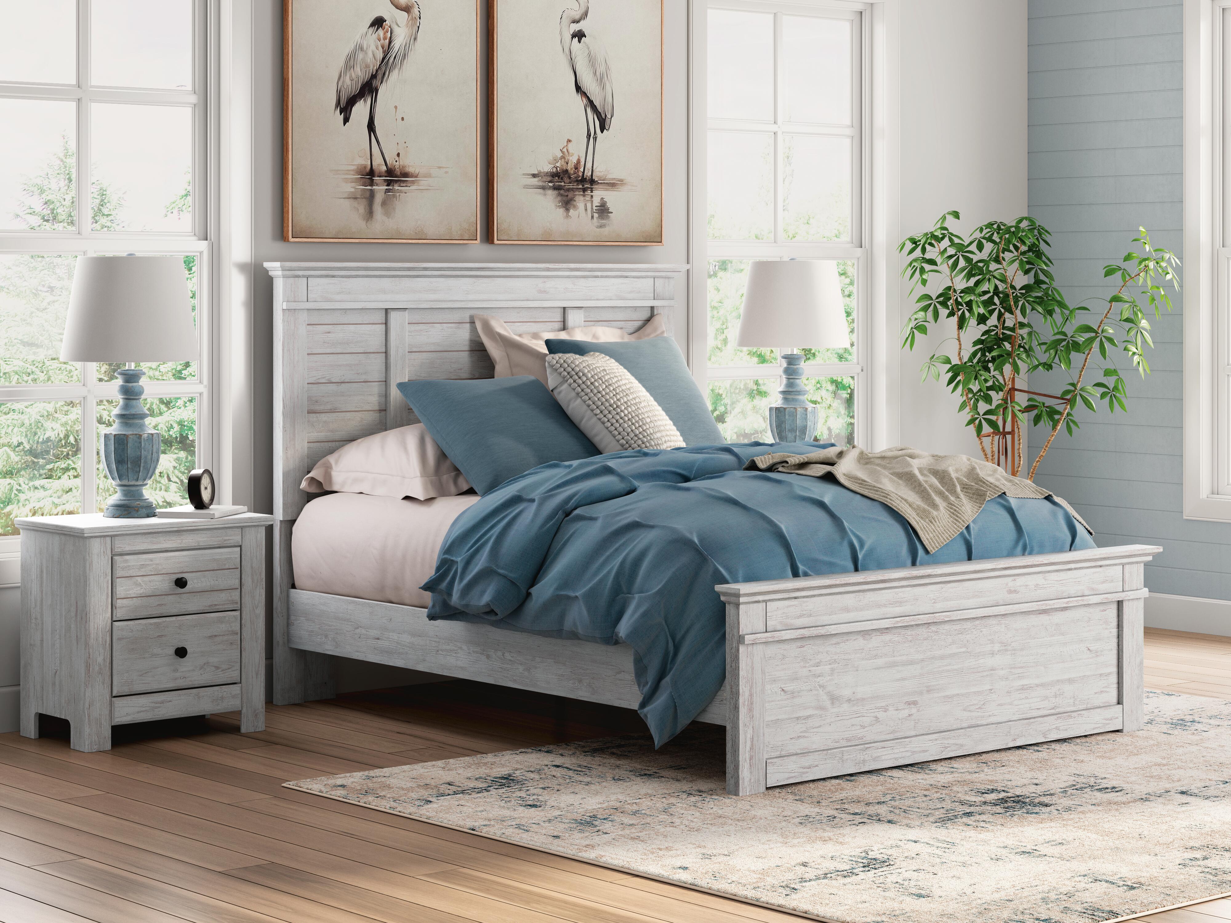 Fenderport Queen Panel Bed - image 1