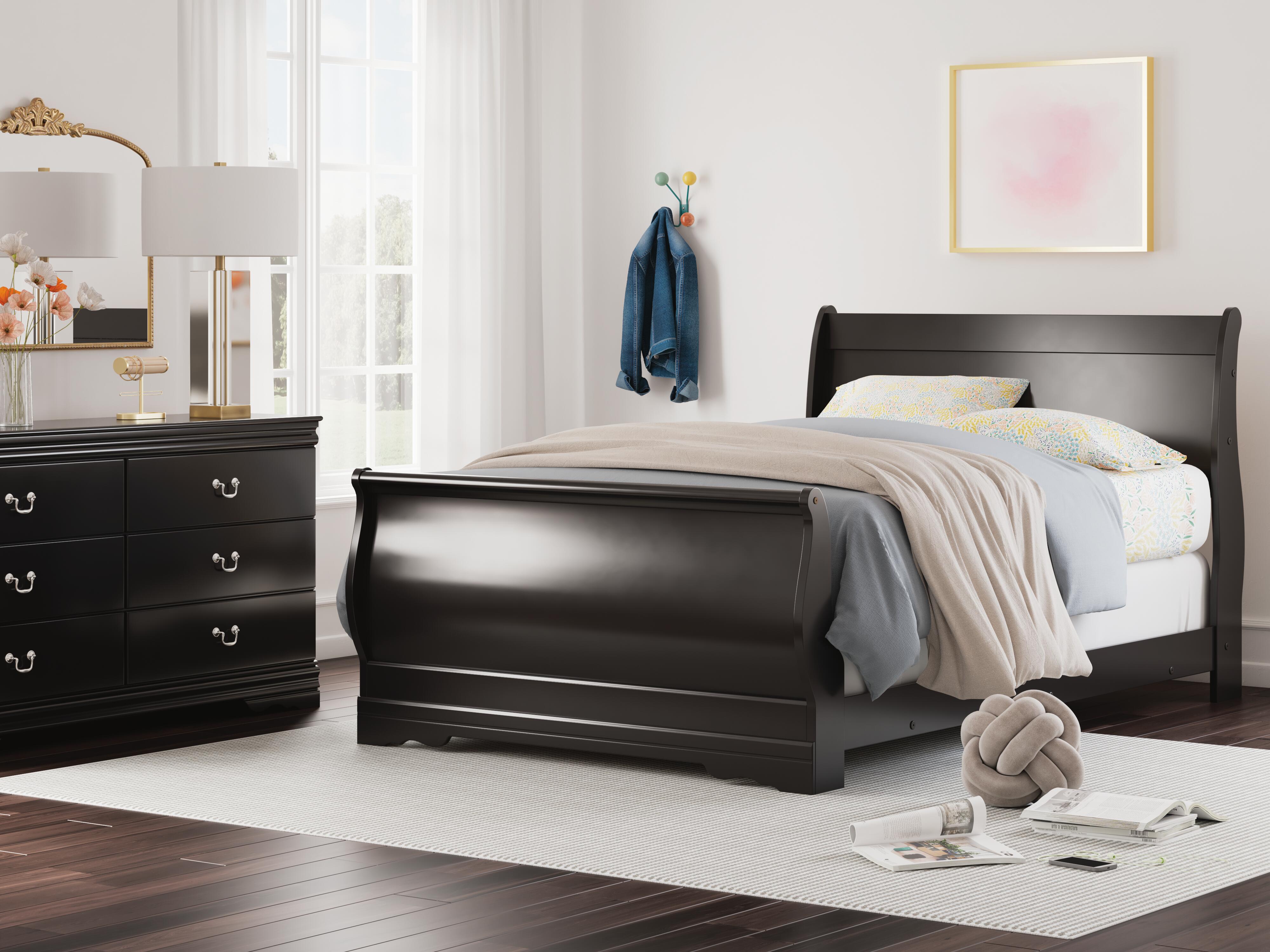 Huey Vineyard Full Sleigh Bed - image 1