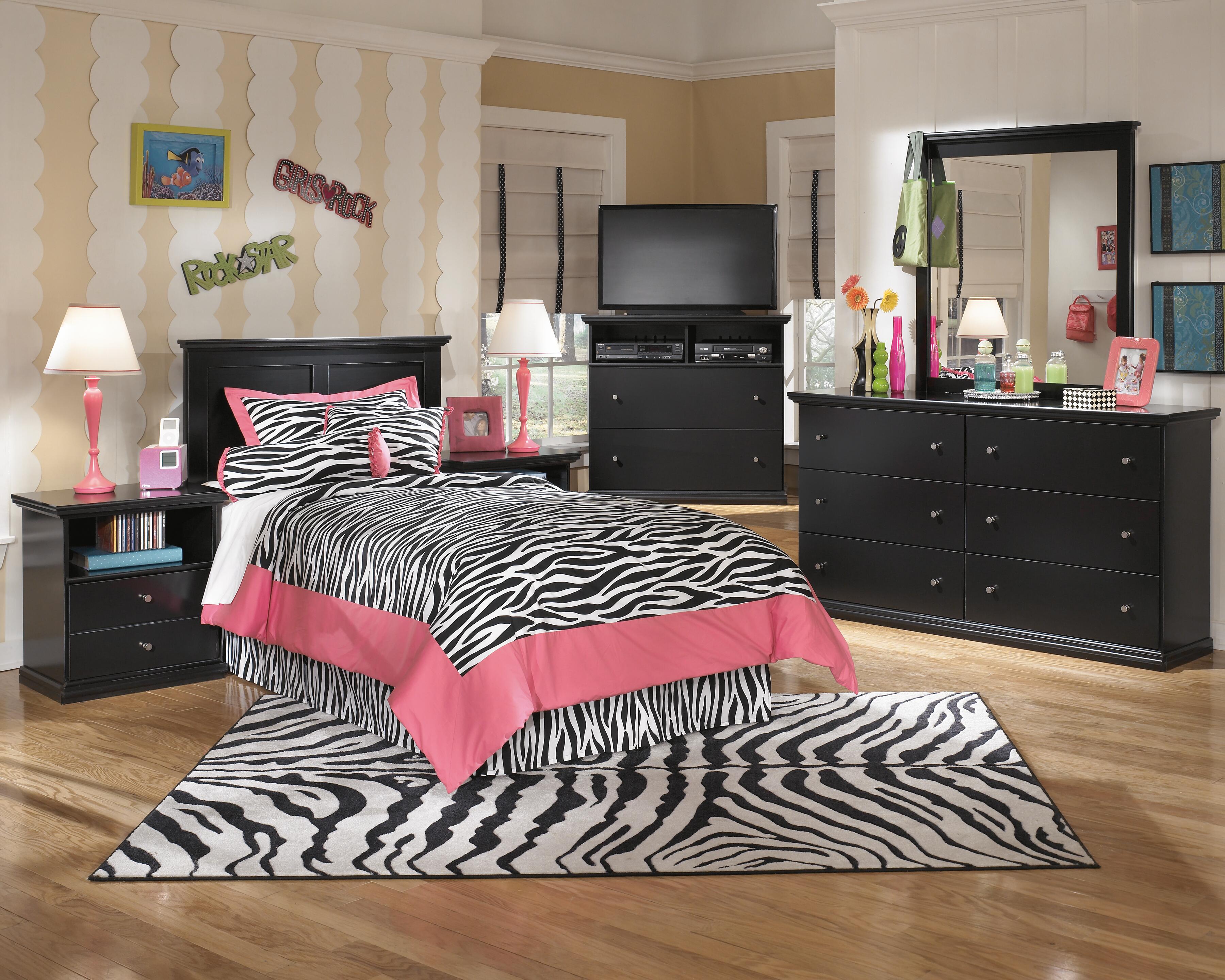 Maribel Nightstand - image 8