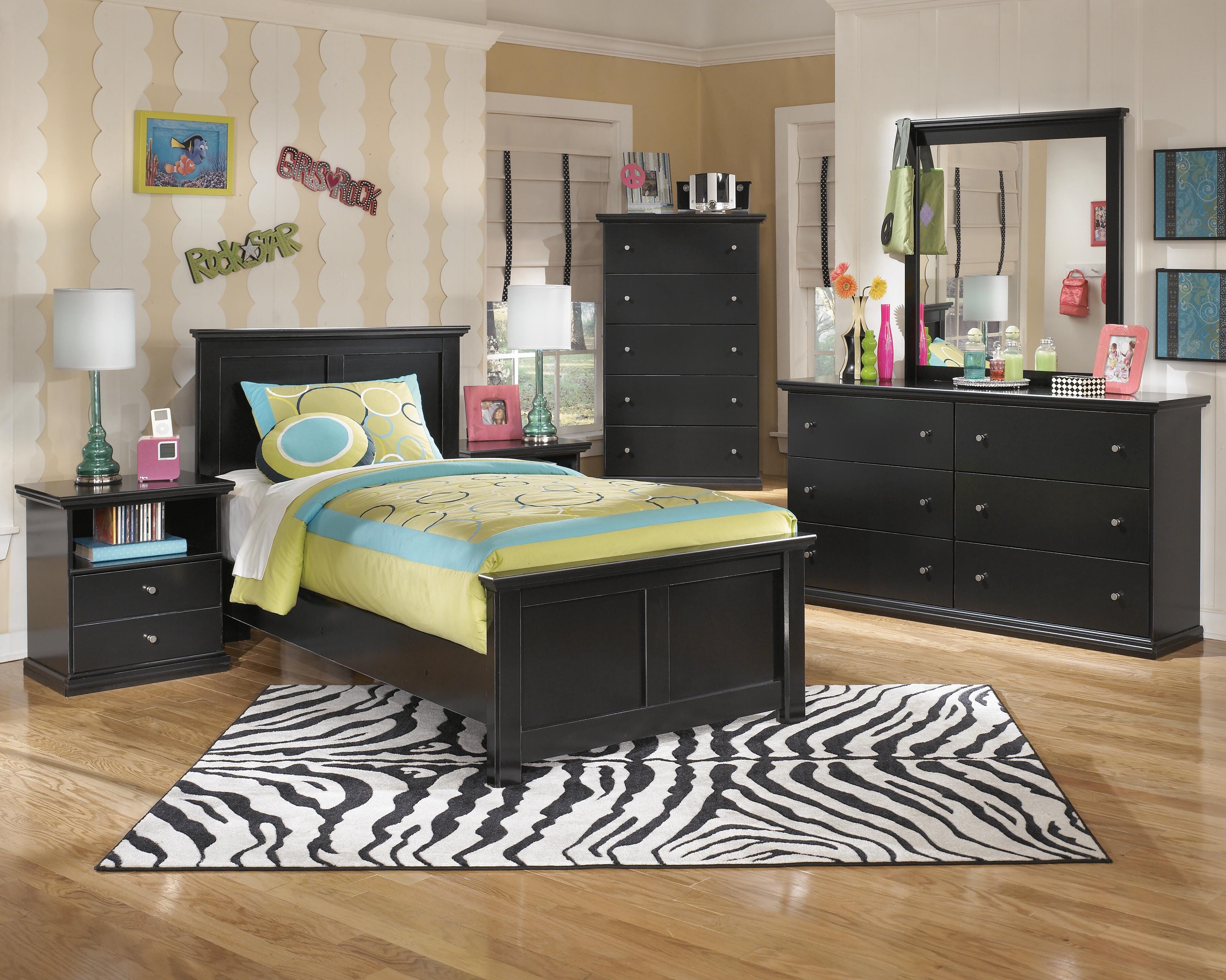 Maribel Chest of Drawers - image 6