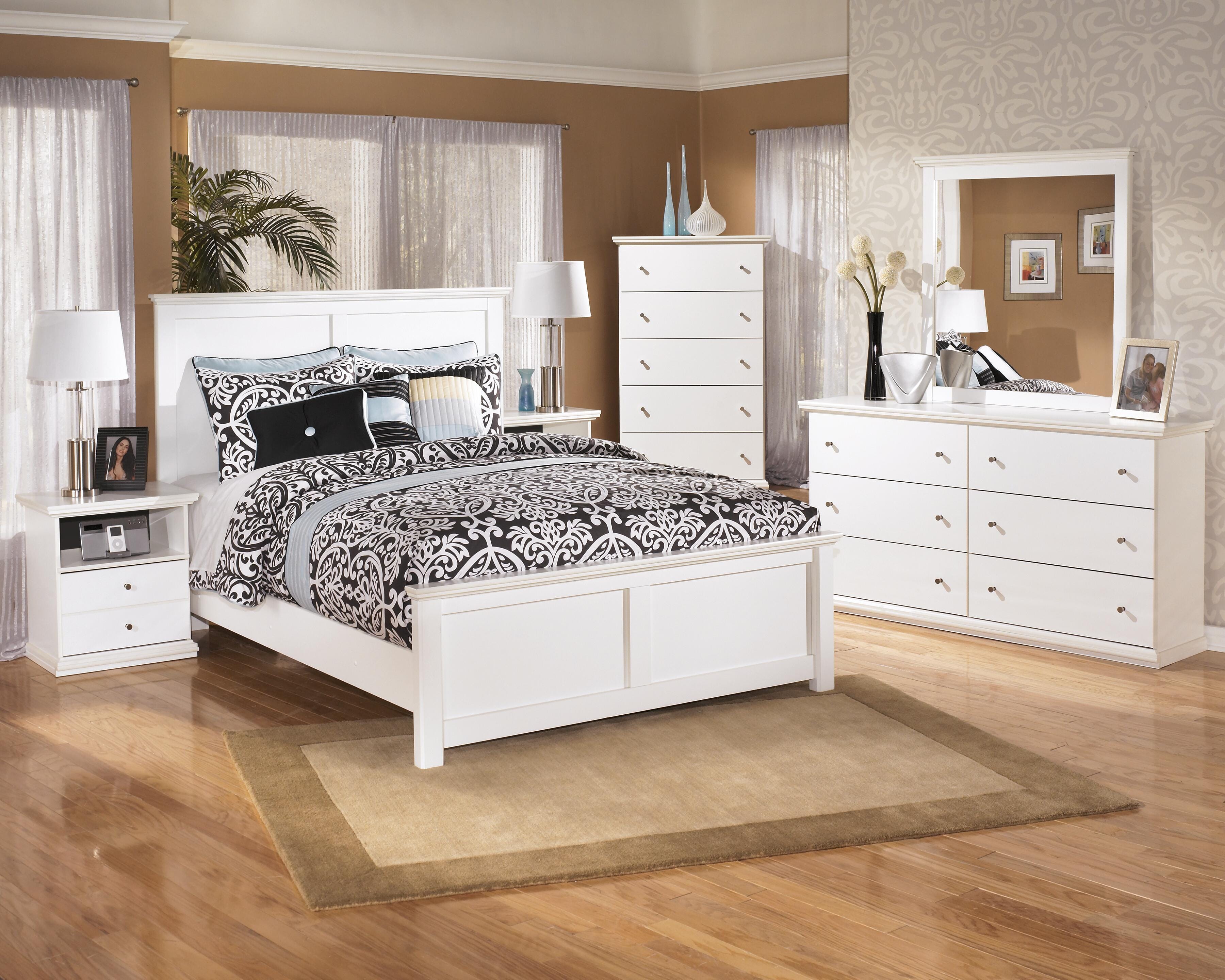 Bostwick Shoals Chest of Drawers - image 3