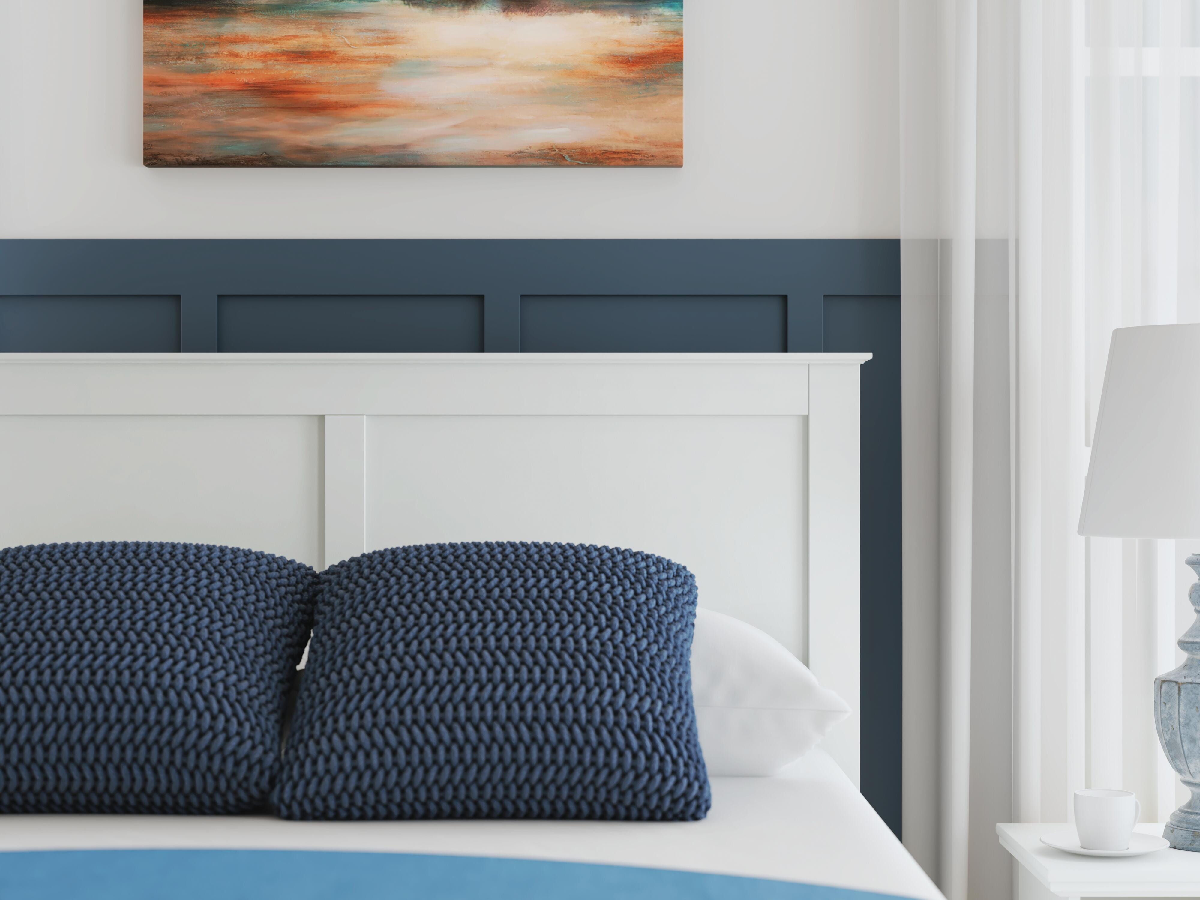 Bostwick Shoals Queen Panel Bed - image 9