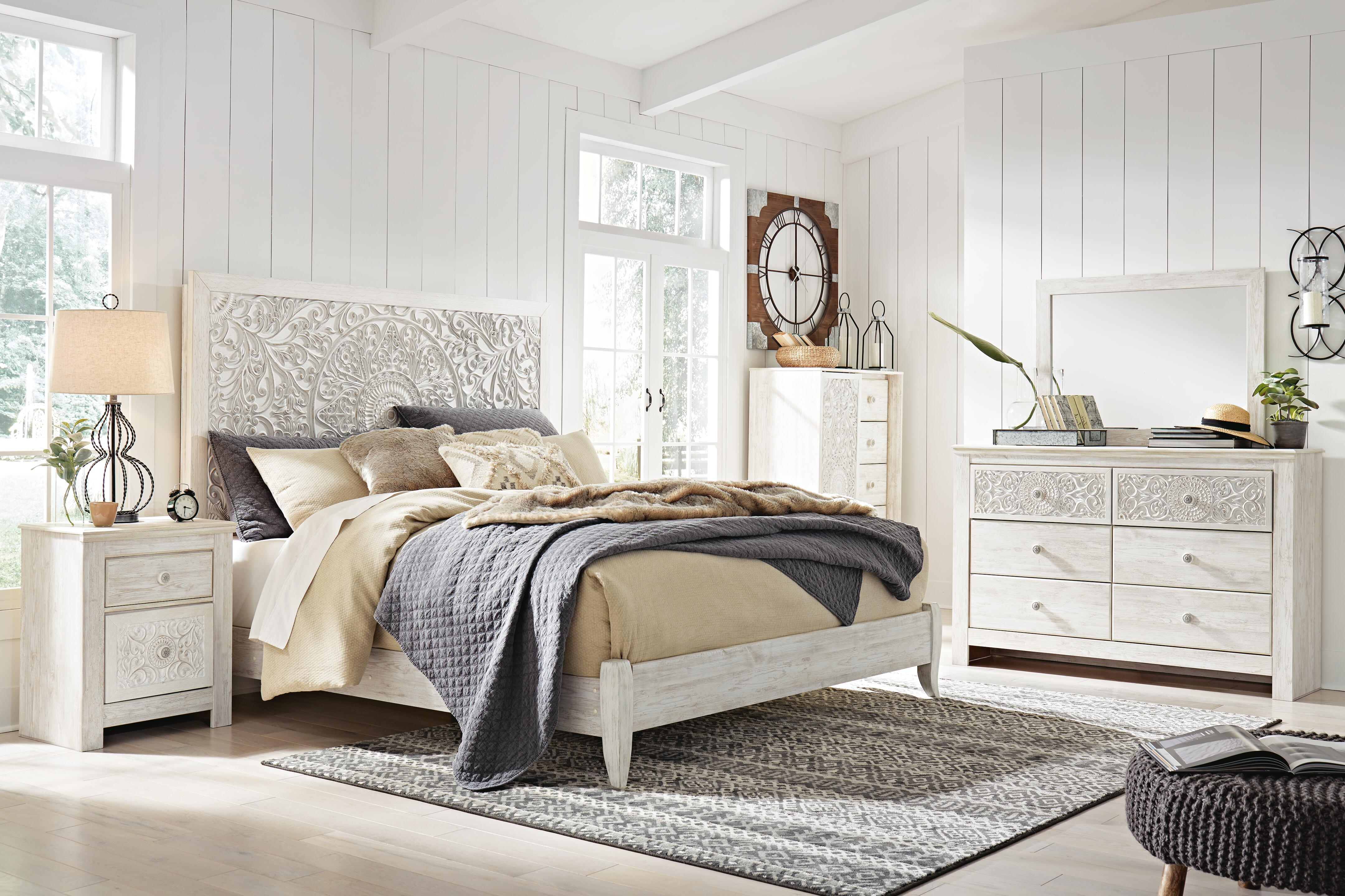 Paxberry King Panel Bed - image 8