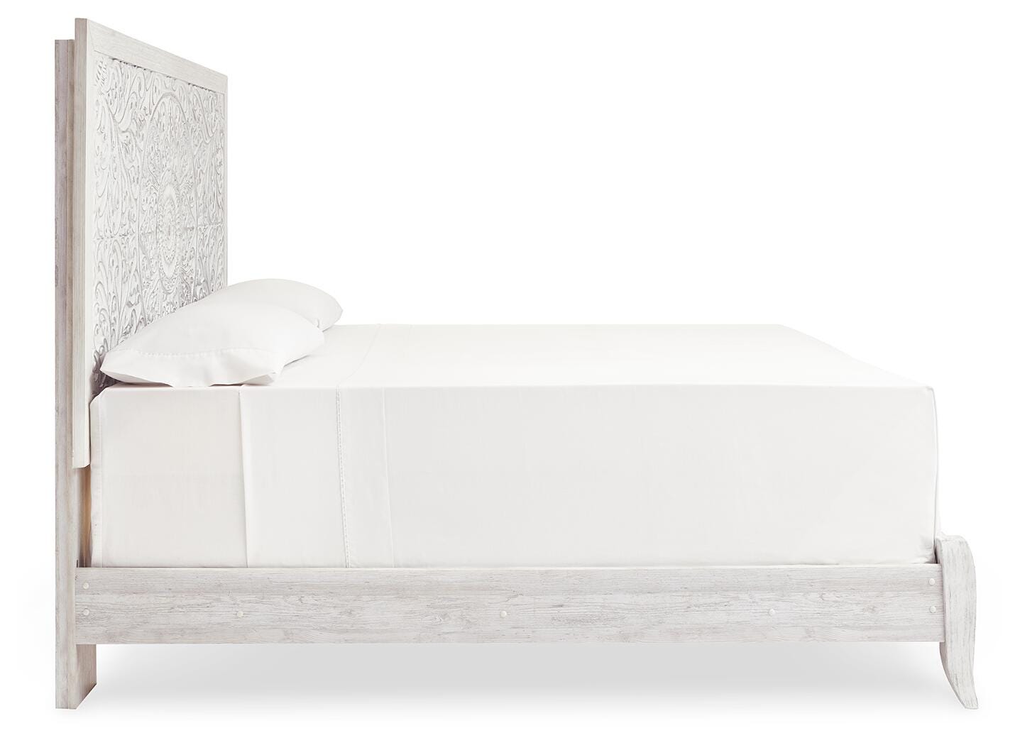 Paxberry King Panel Bed, Dresser and Mirror - image 7