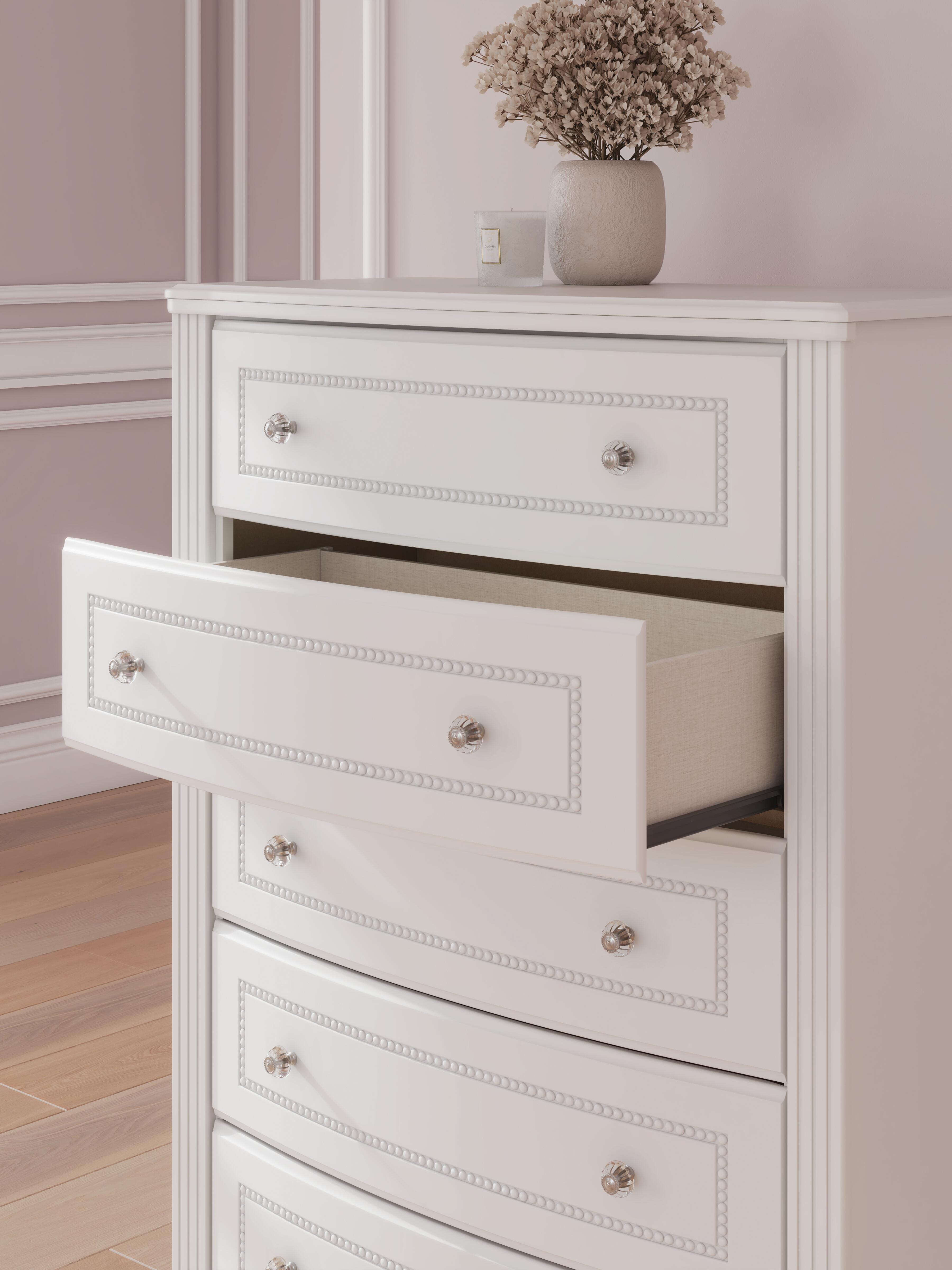 Maylilly Chest of Drawers | Ashley