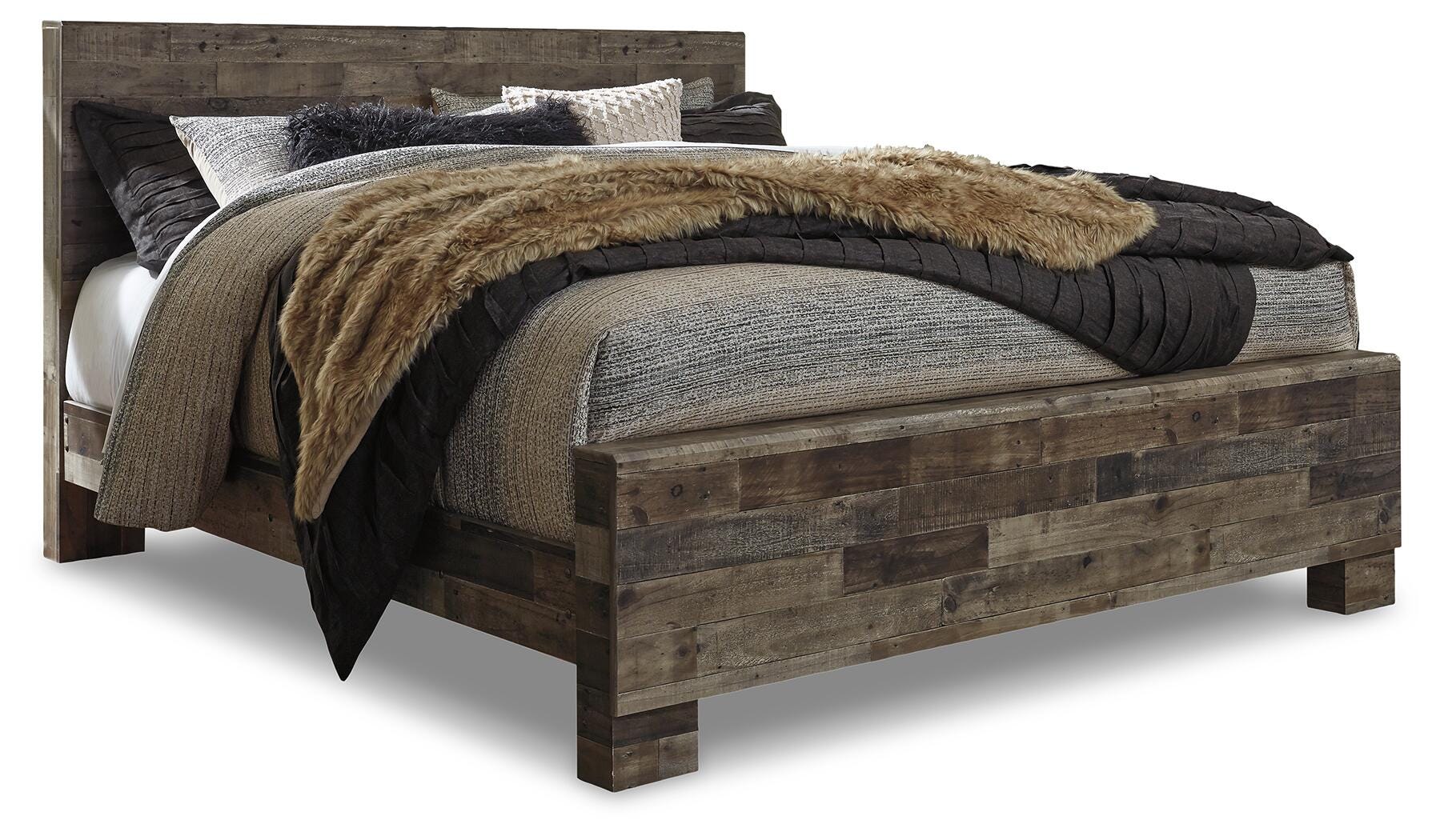 Picture of Derekson King Panel Bed
